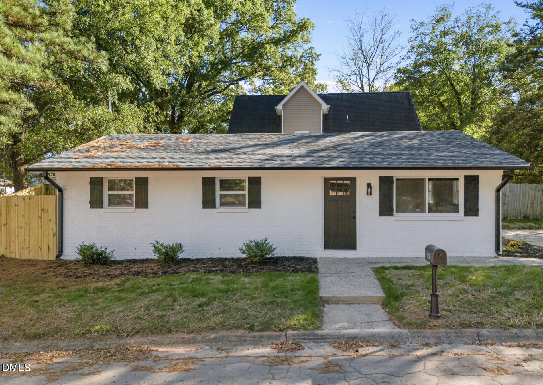 1107 N Hyde Park Avenue