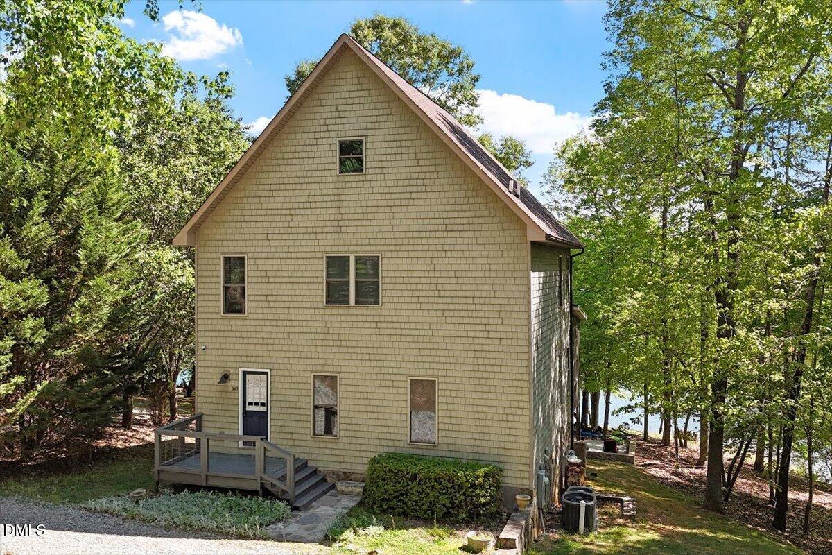 160 Stillwater Lane