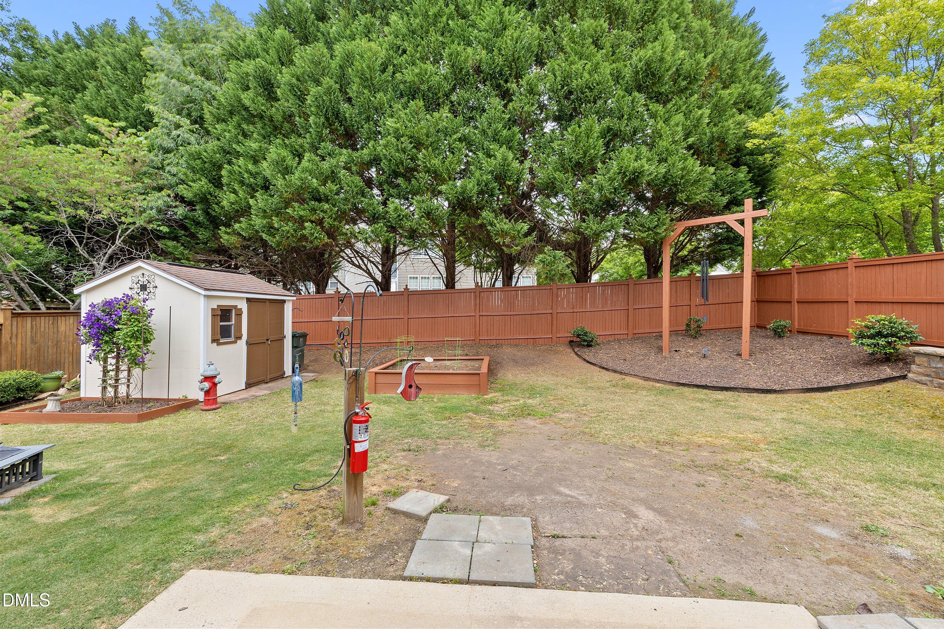 7400 Silver View Lane