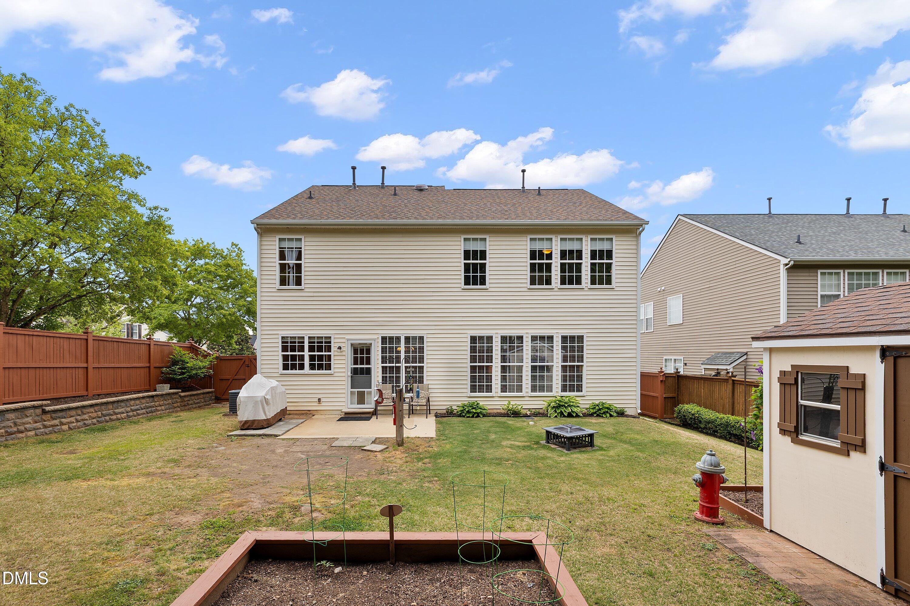 7400 Silver View Lane