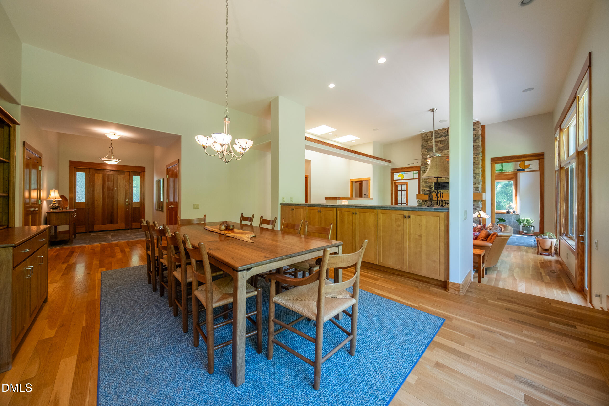 2390 Lamont Norwood Road