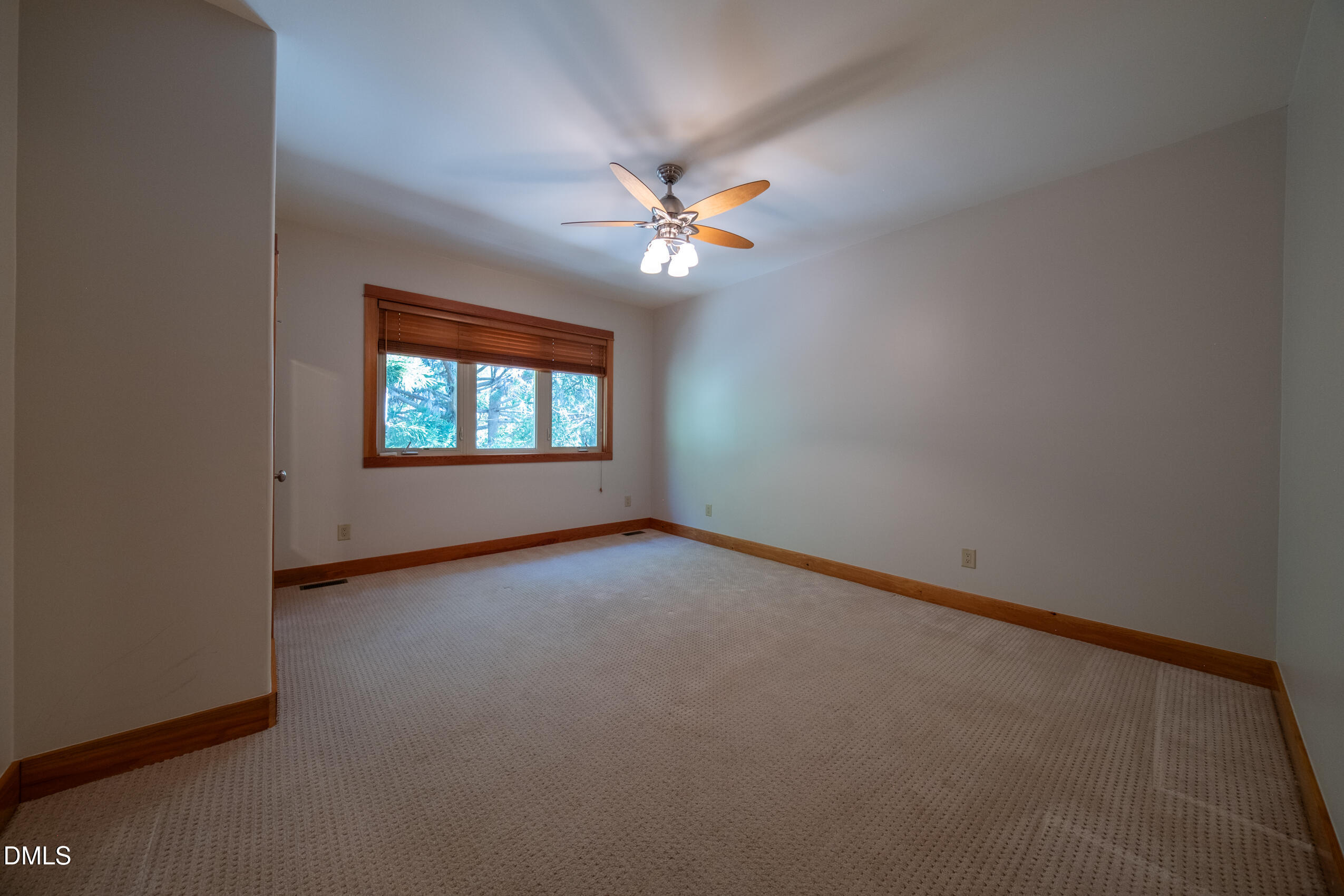 2390 Lamont Norwood Road