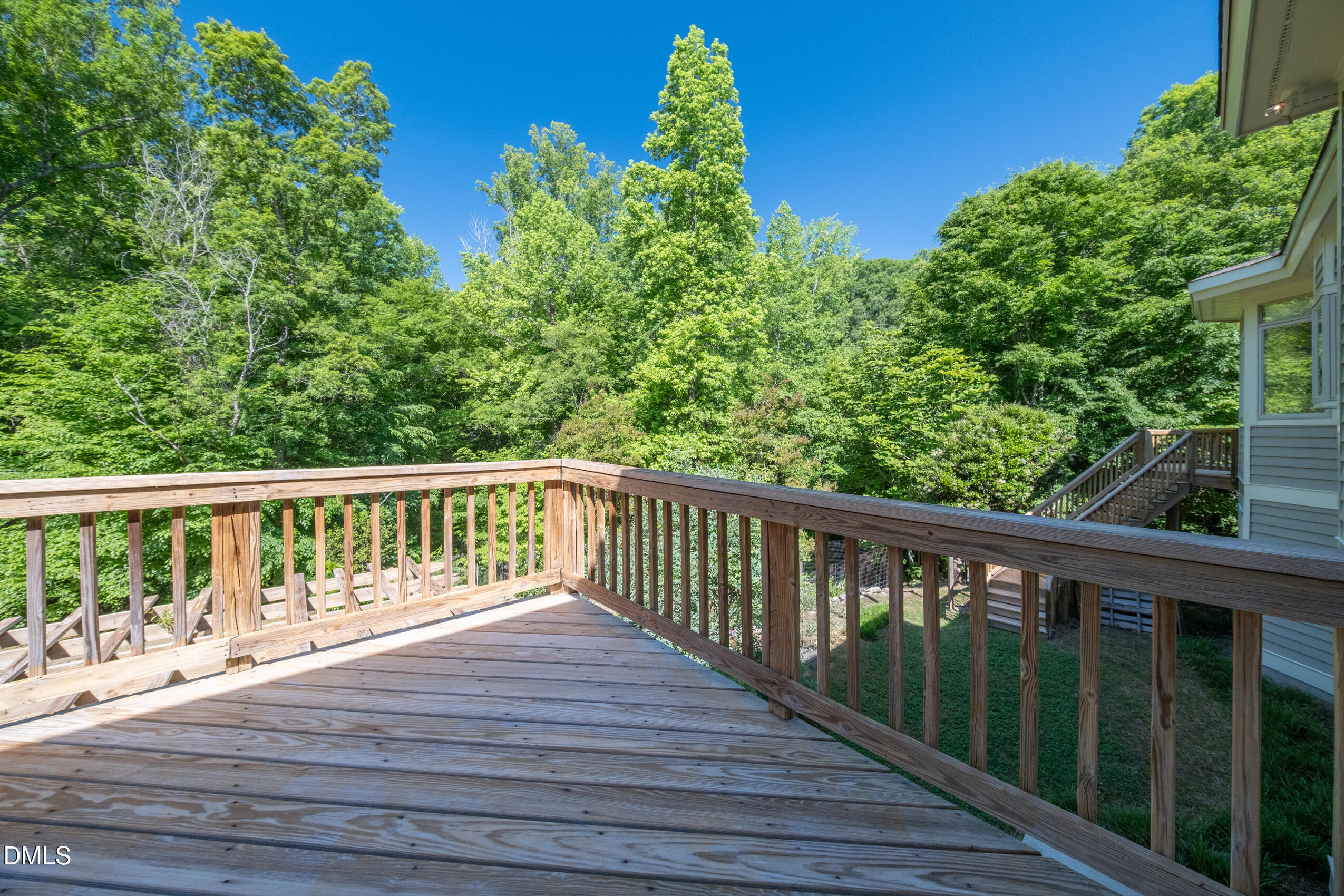 2390 Lamont Norwood Road