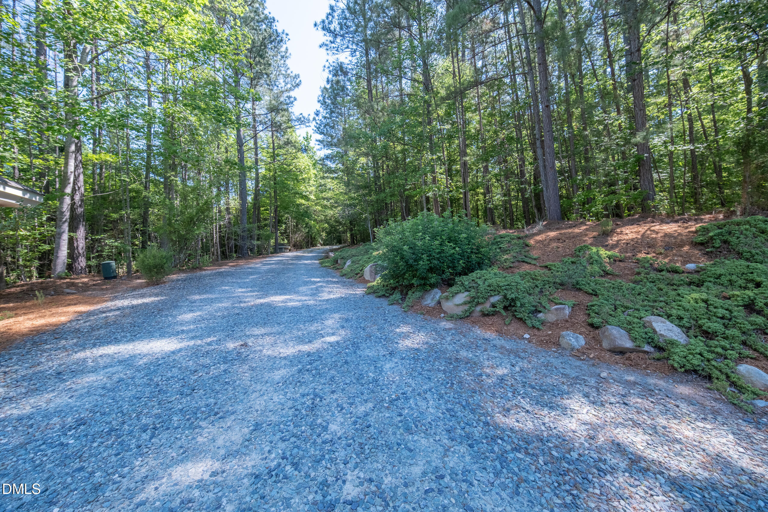 2390 Lamont Norwood Road