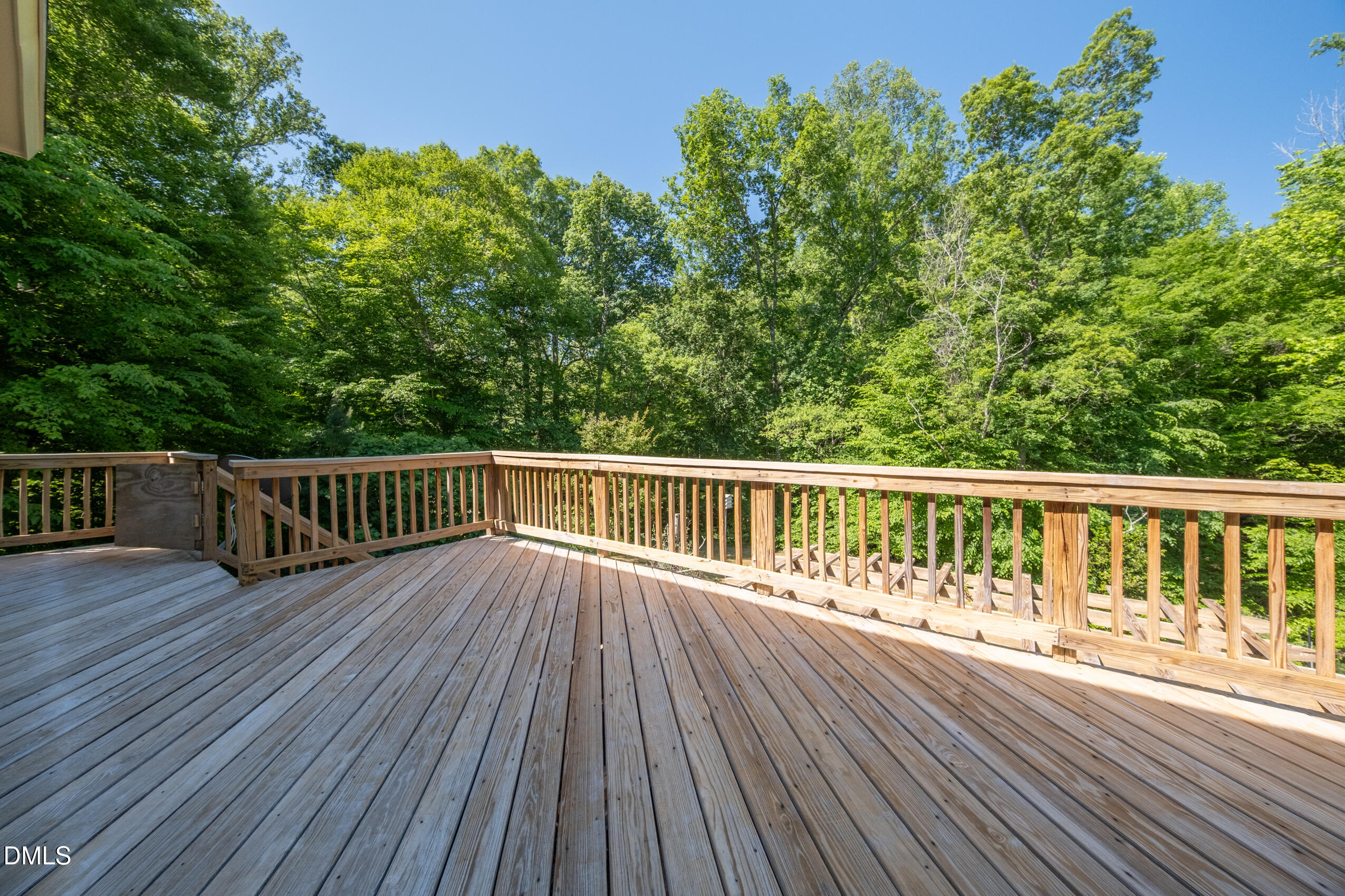 2390 Lamont Norwood Road