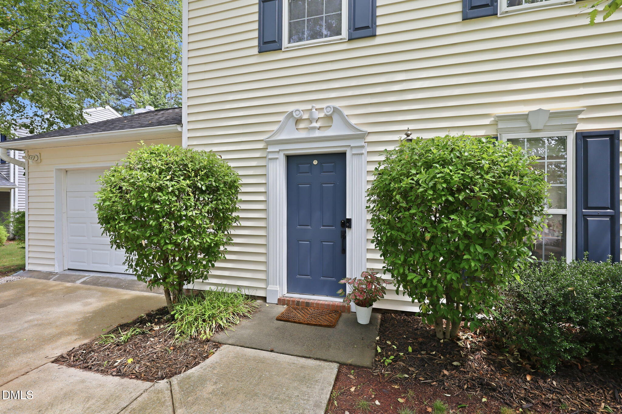 1603 Oak Grove Parkway
