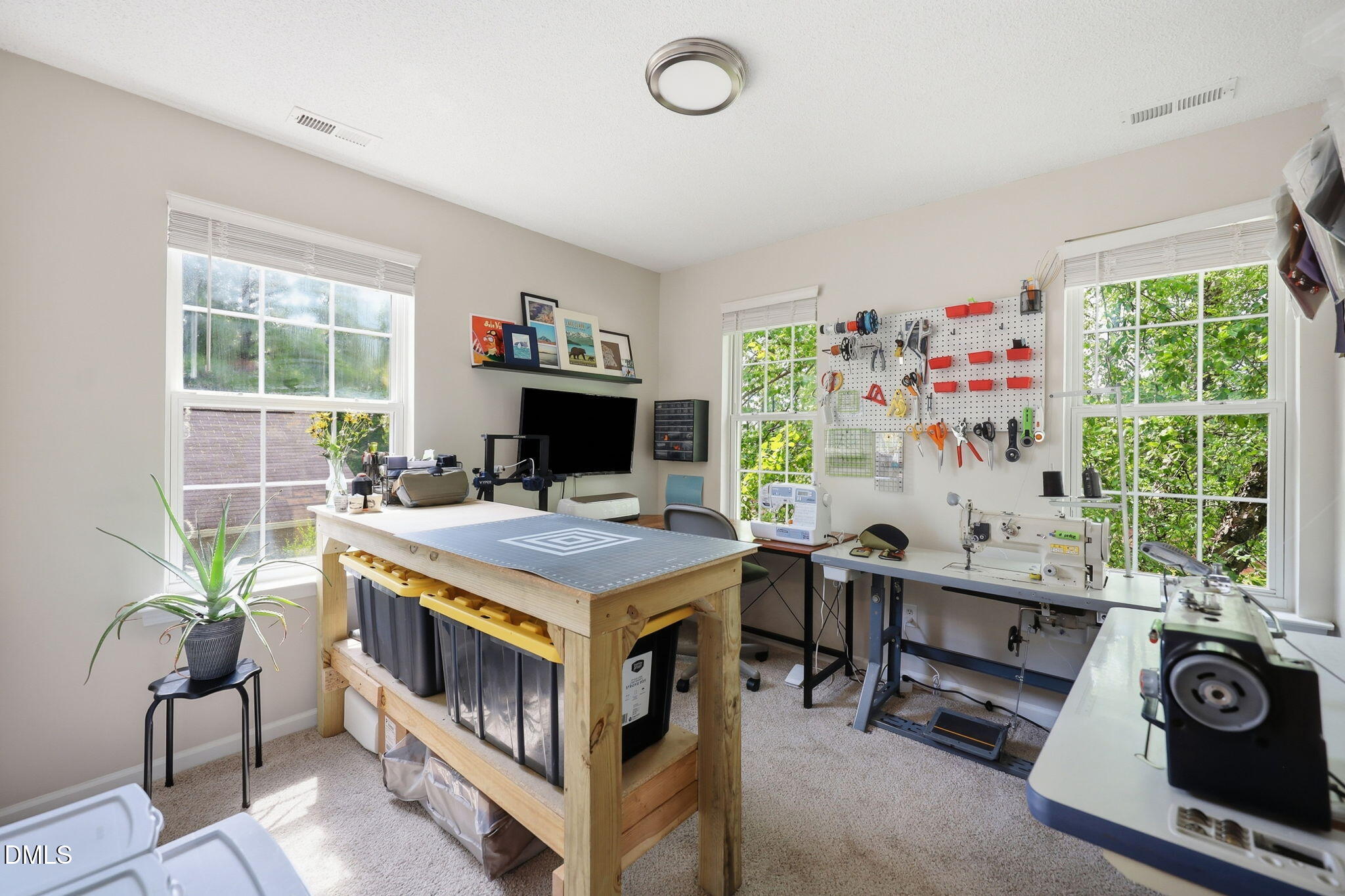 1603 Oak Grove Parkway