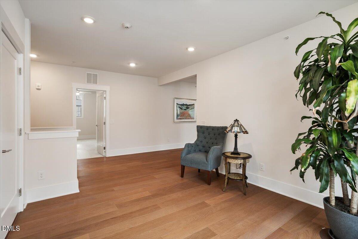 10530 Sablewood Drive # 215