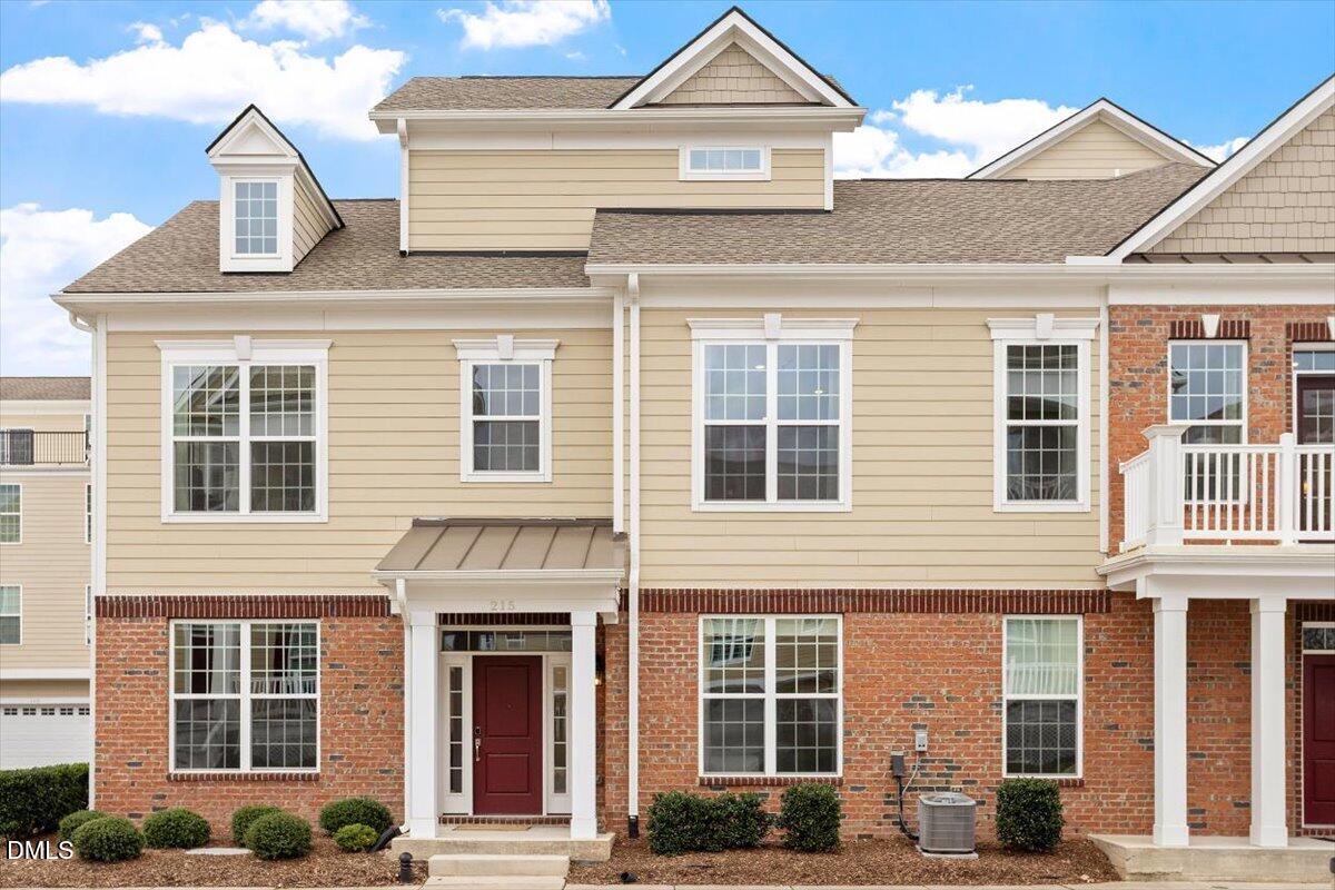 10530 Sablewood Drive # 215