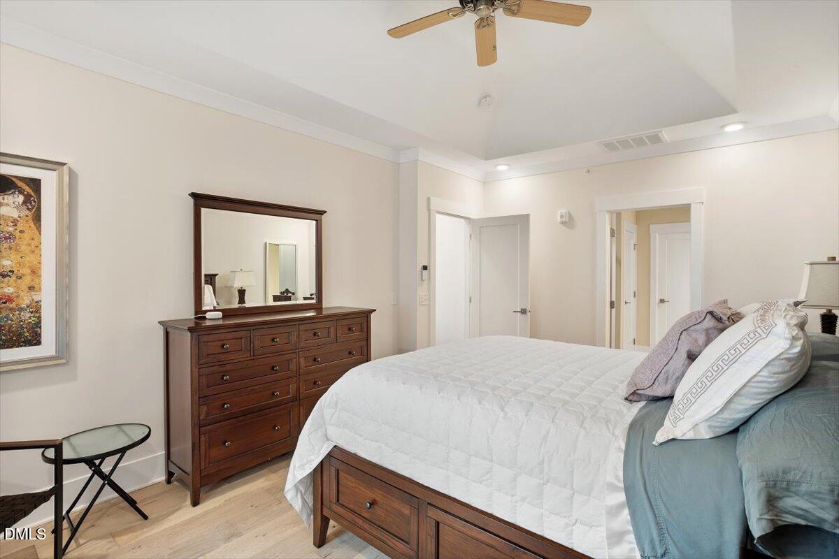 10530 Sablewood Drive # 215