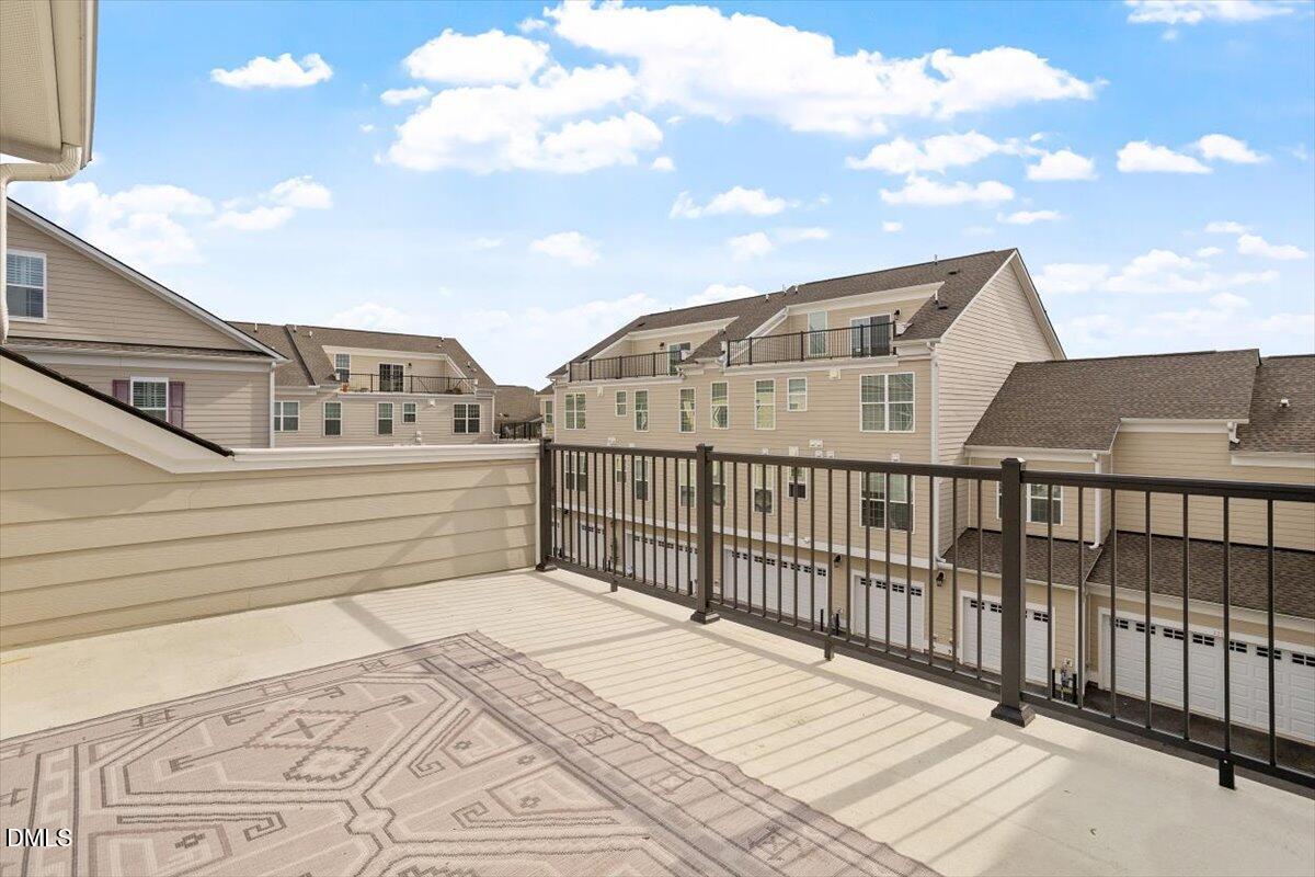 10530 Sablewood Drive # 215