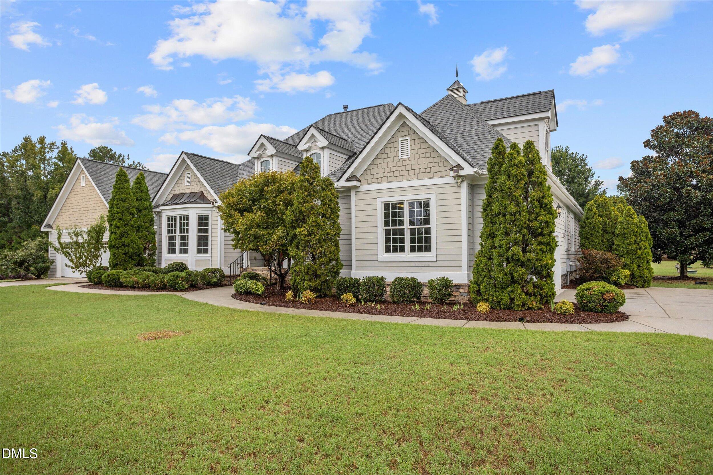 20 Magnolia Lane