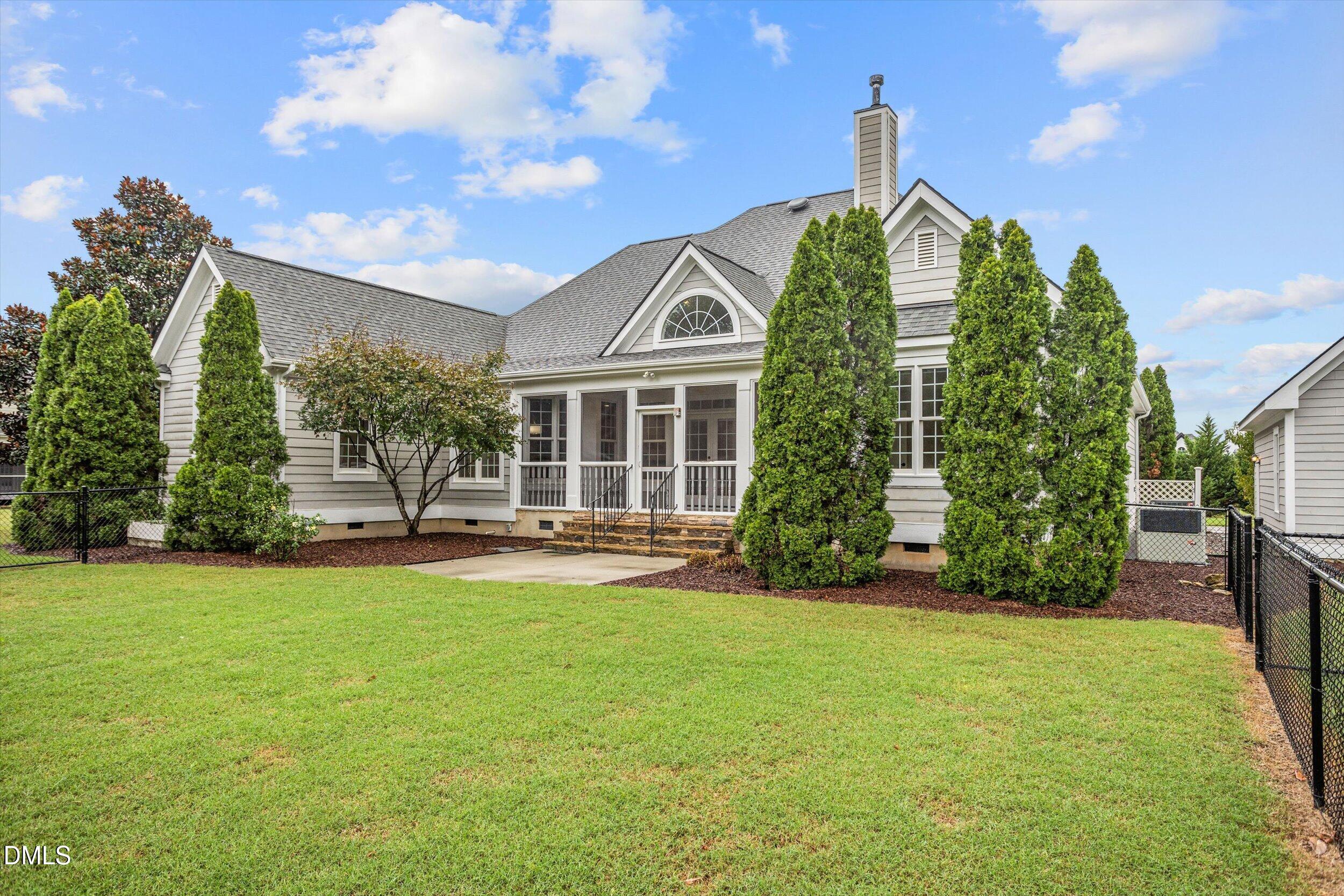 20 Magnolia Lane