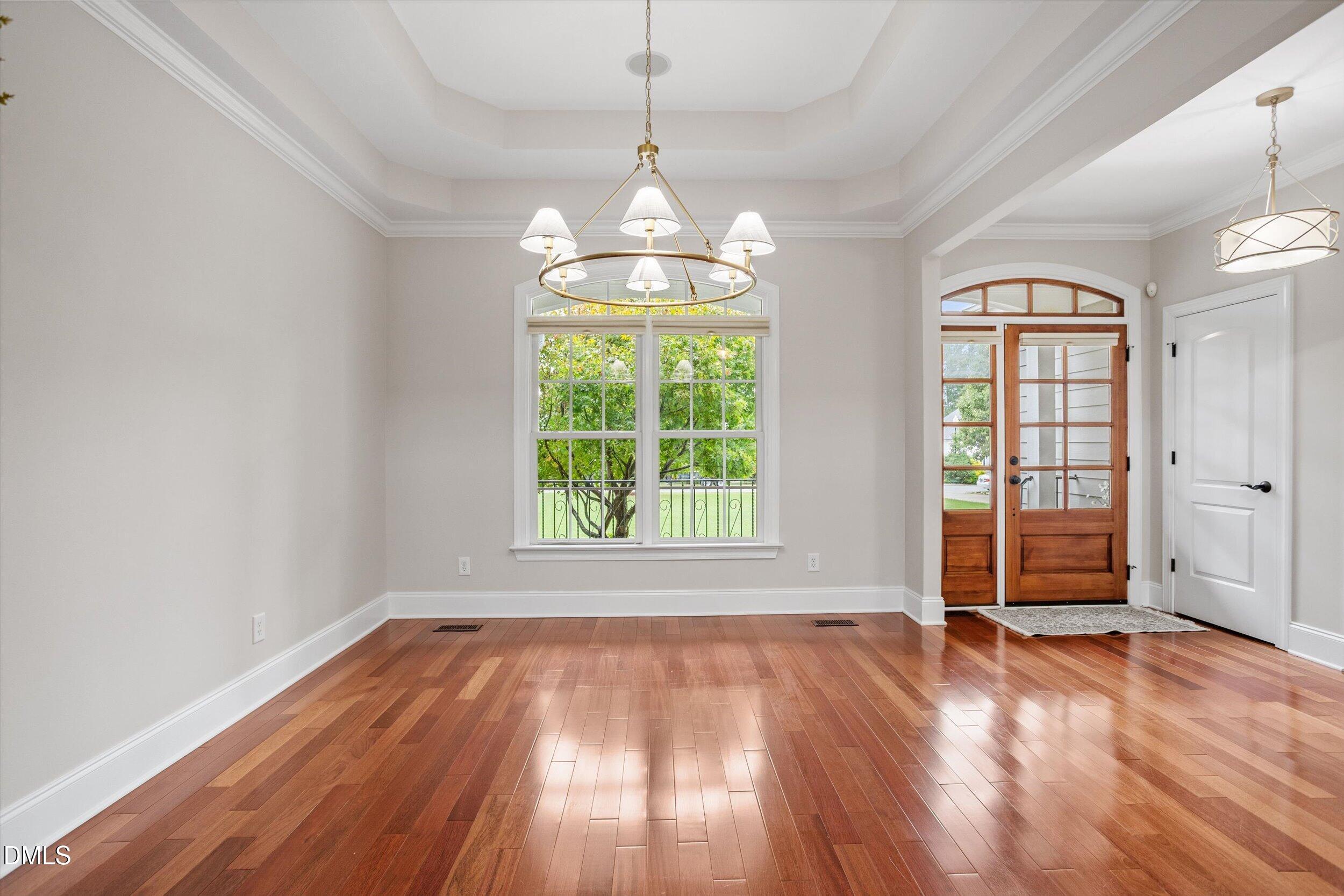 20 Magnolia Lane