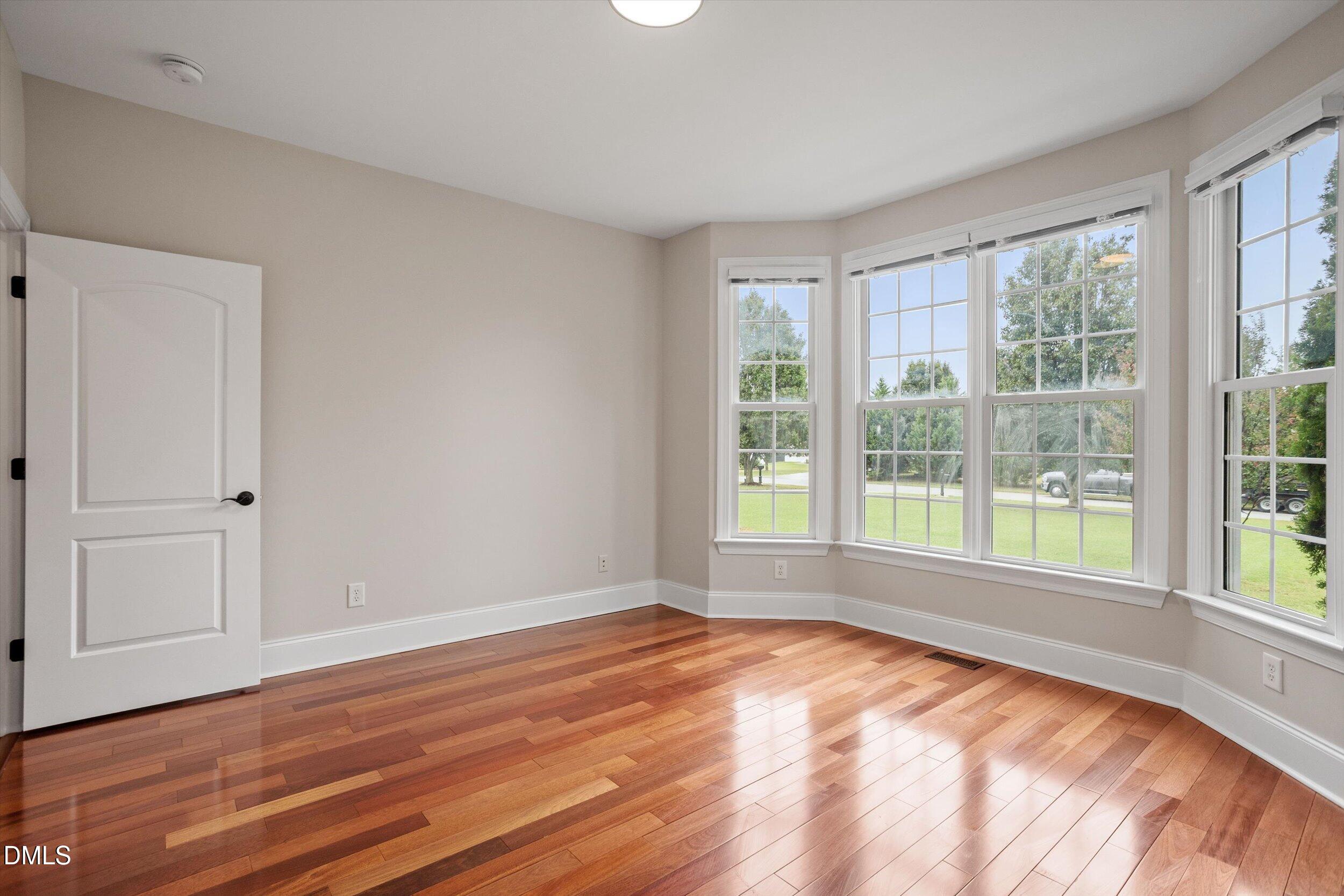 20 Magnolia Lane