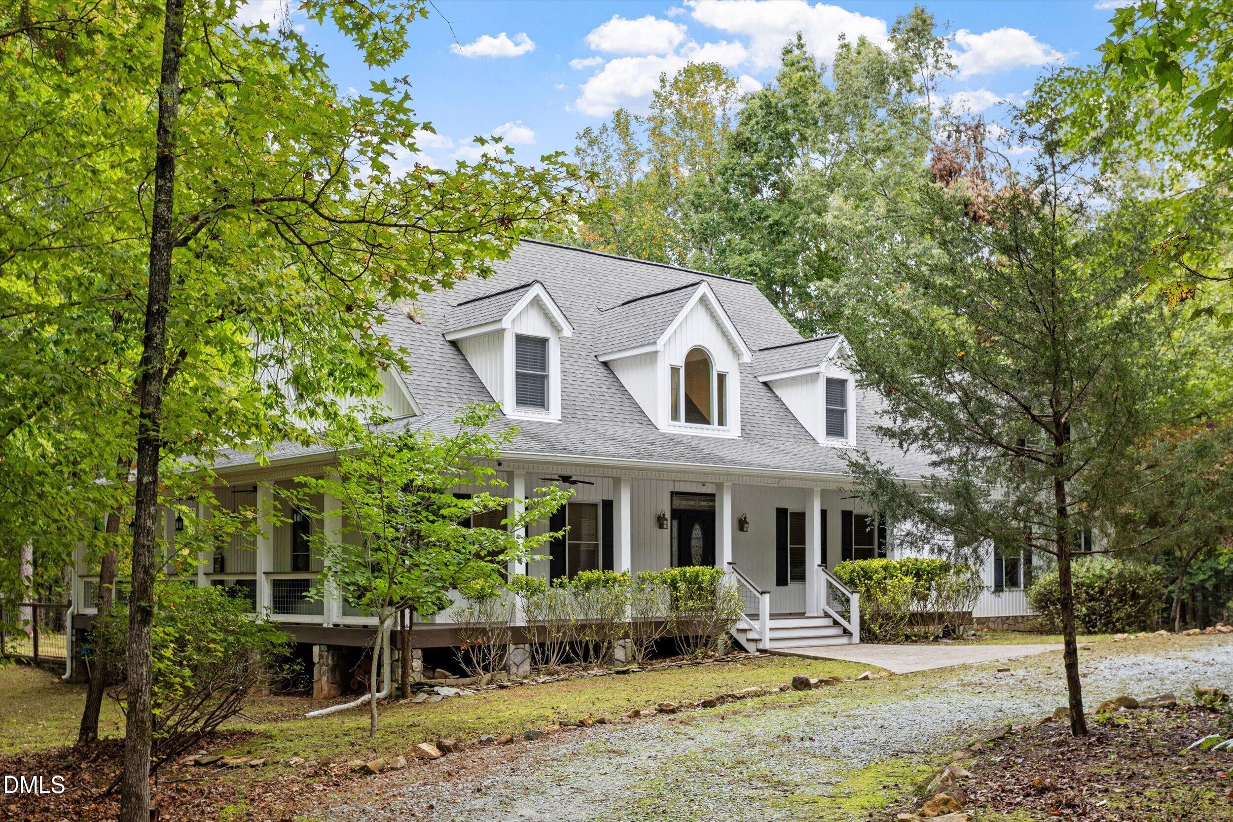 303 Bowen Road