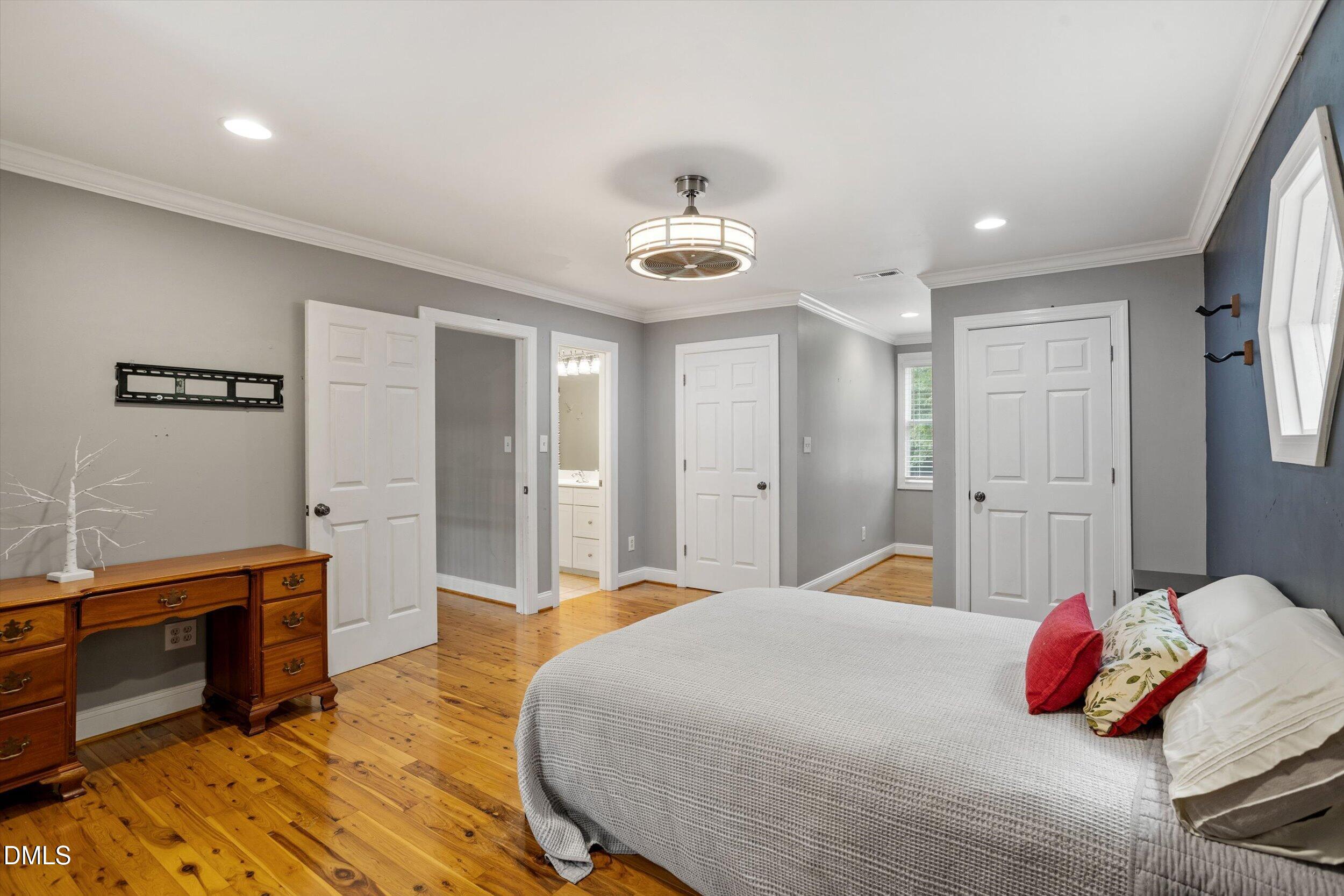 303 Bowen Road