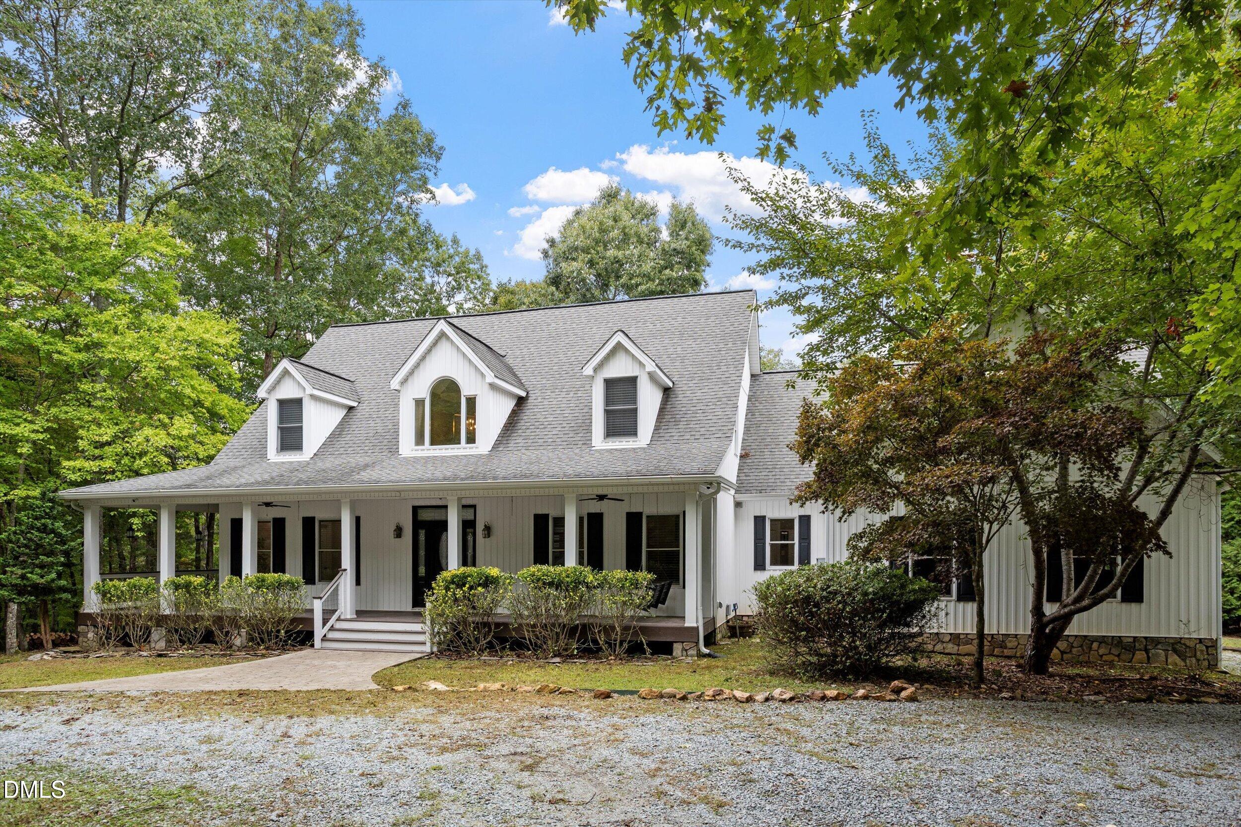 303 Bowen Road