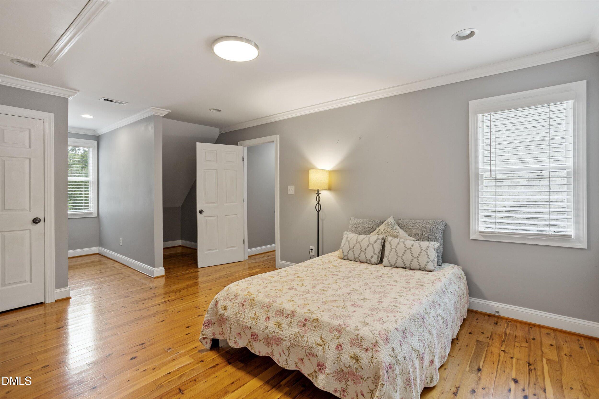 303 Bowen Road