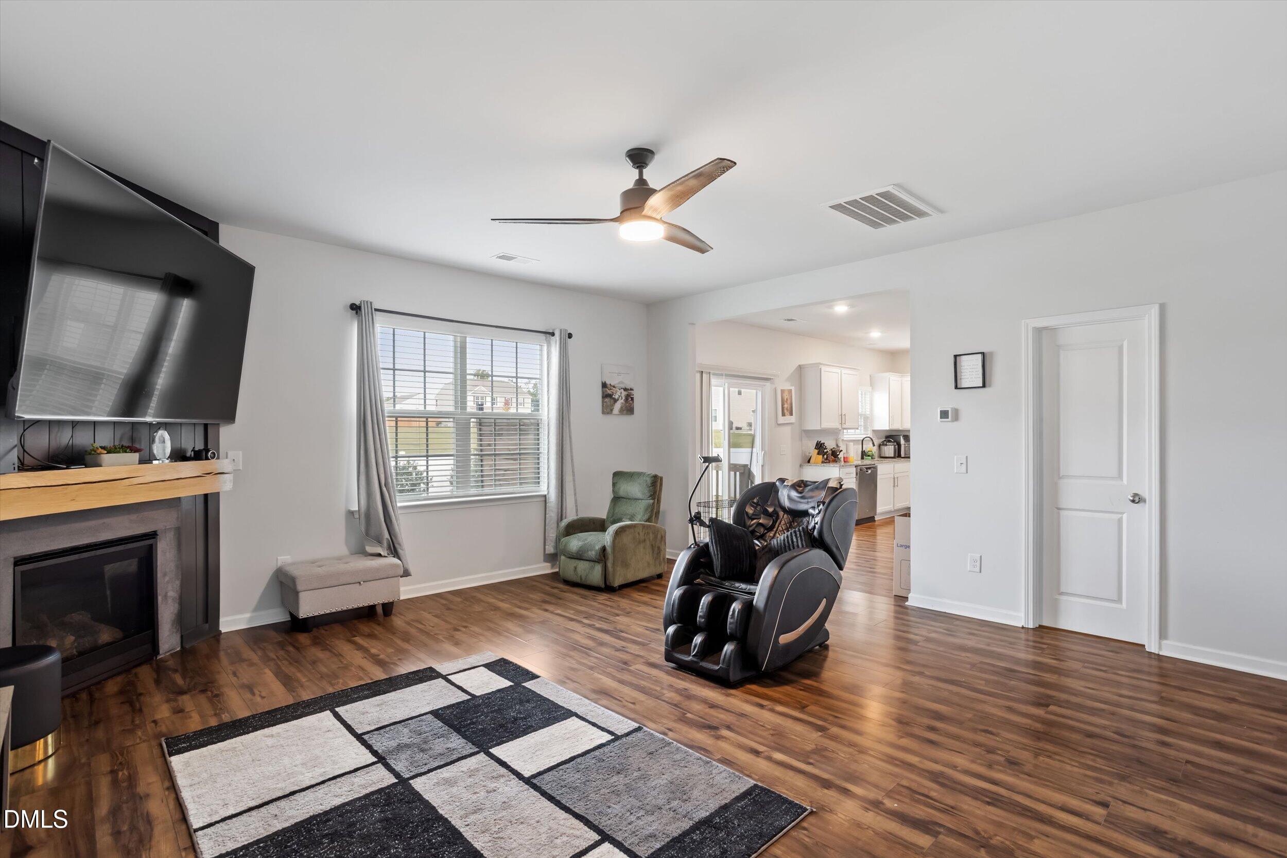 3237 Longpine Road