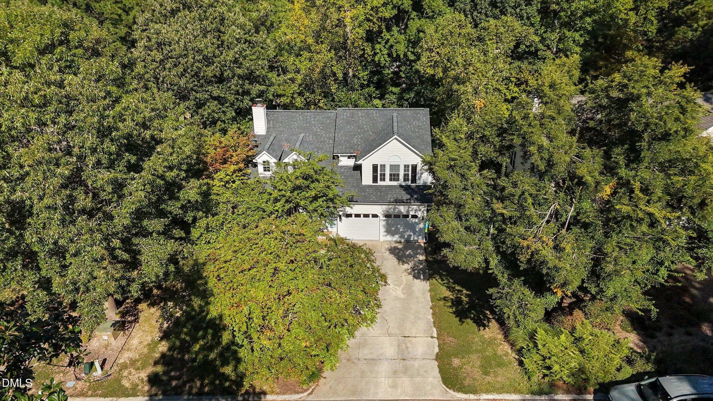 5112 Carolwood Lane