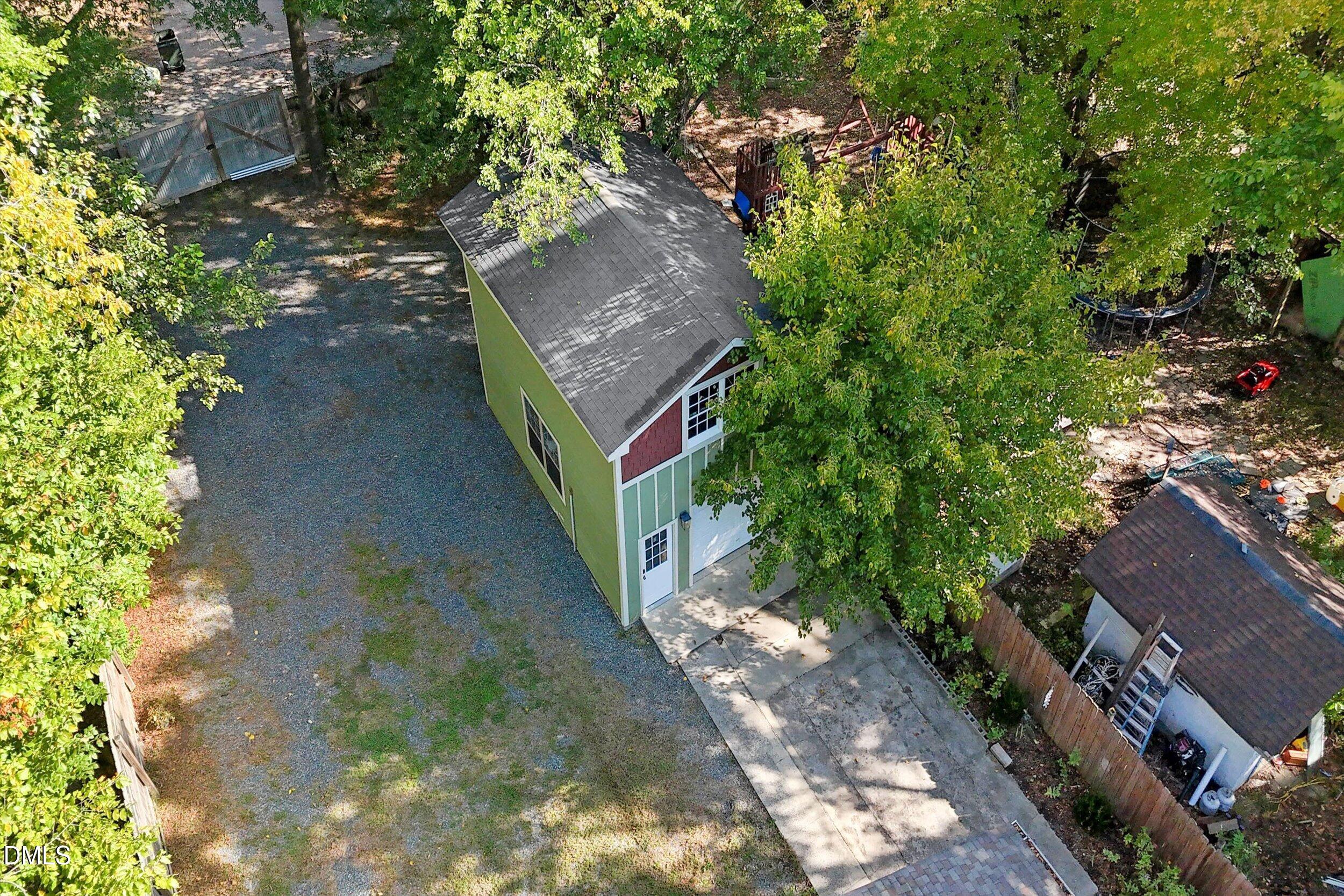 1609 Lathrop Street