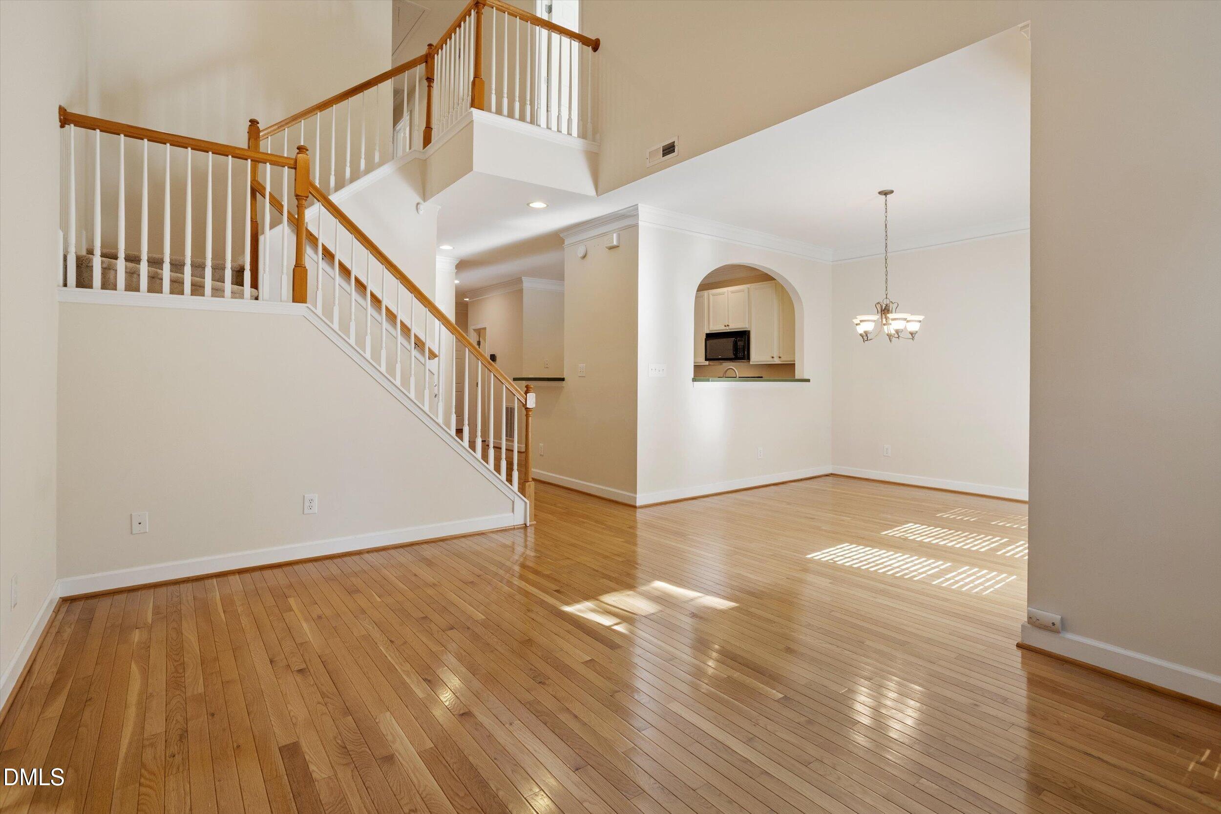 836 Saratoga Drive