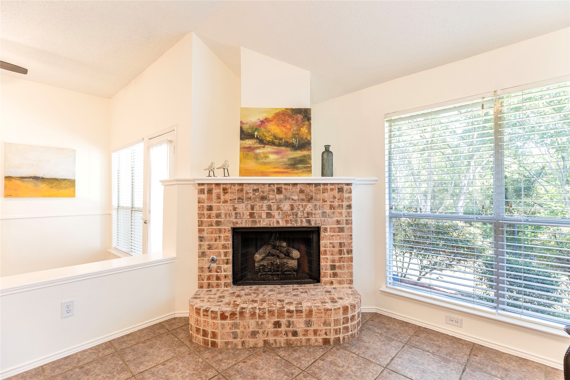 7722 Vista Creek Lane