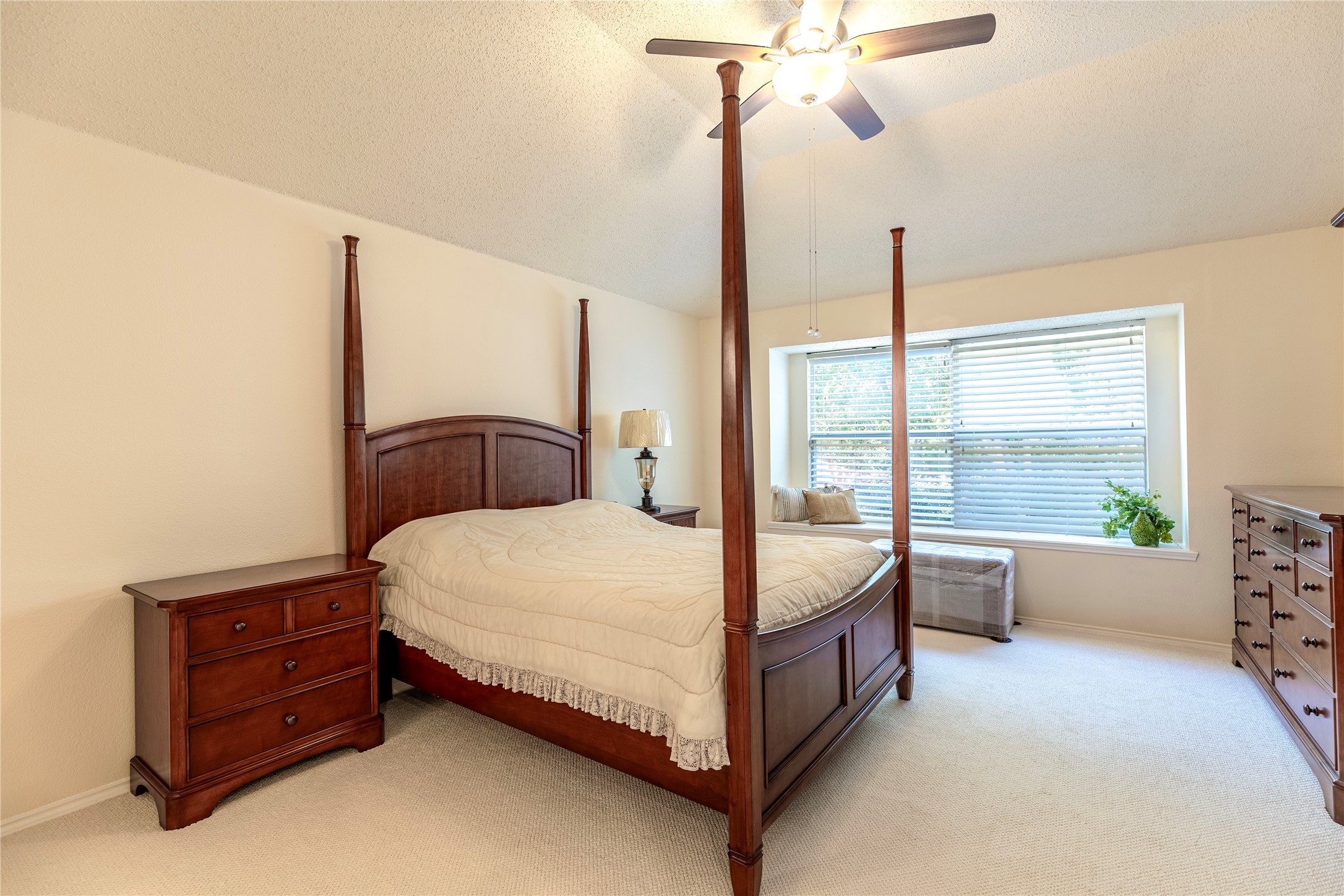 7722 Vista Creek Lane