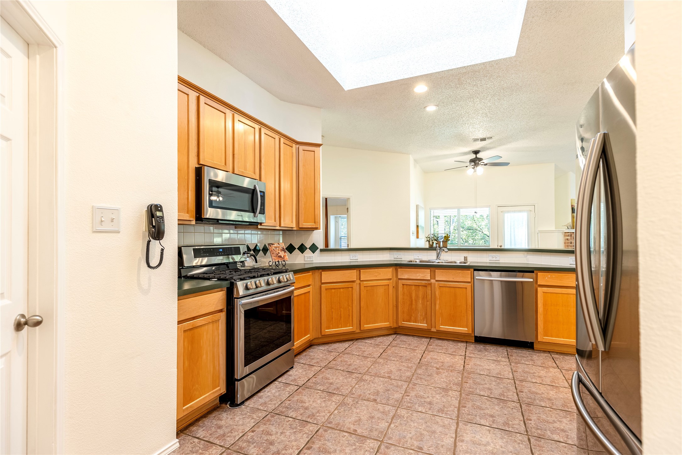 7722 Vista Creek Lane