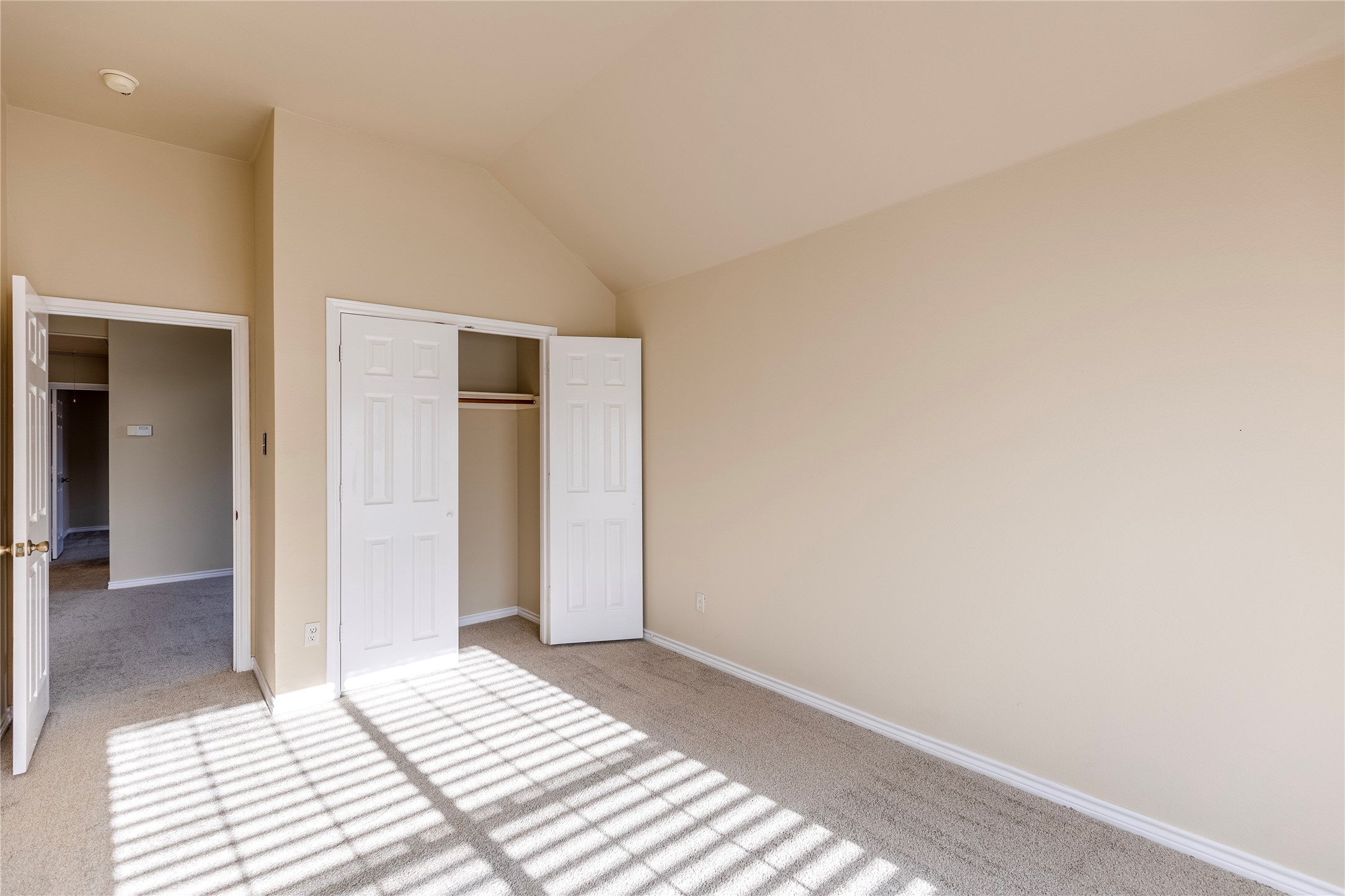 8410 Royal Montreal Drive