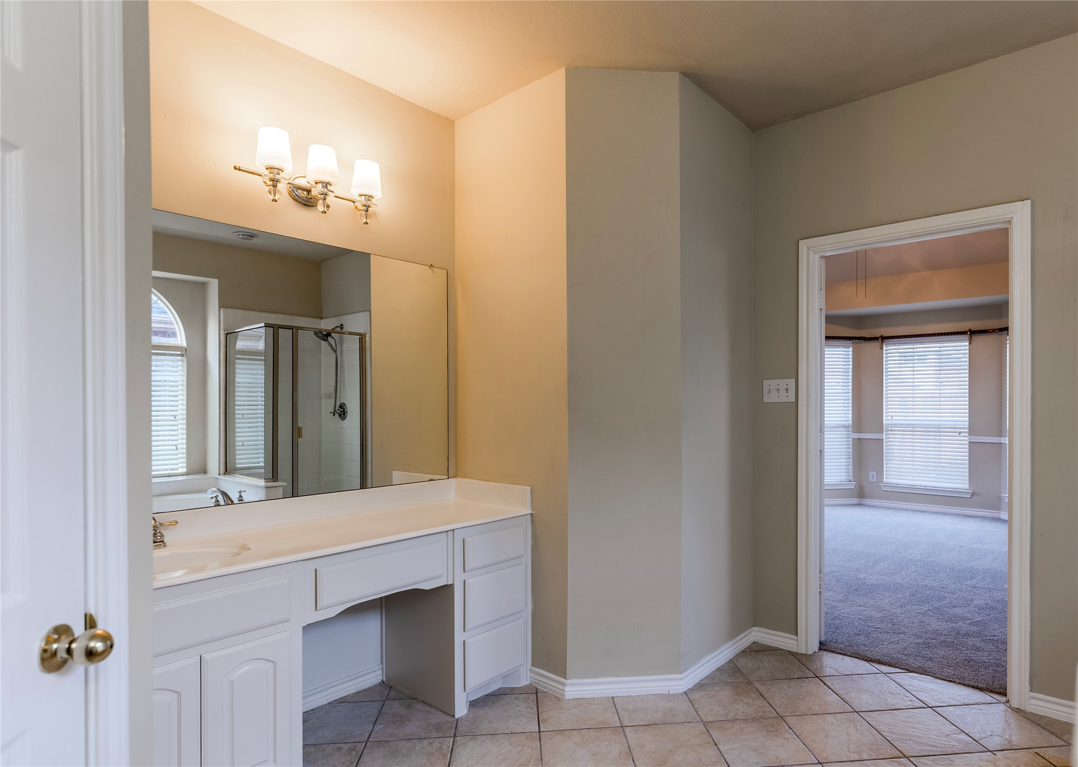 8410 Royal Montreal Drive