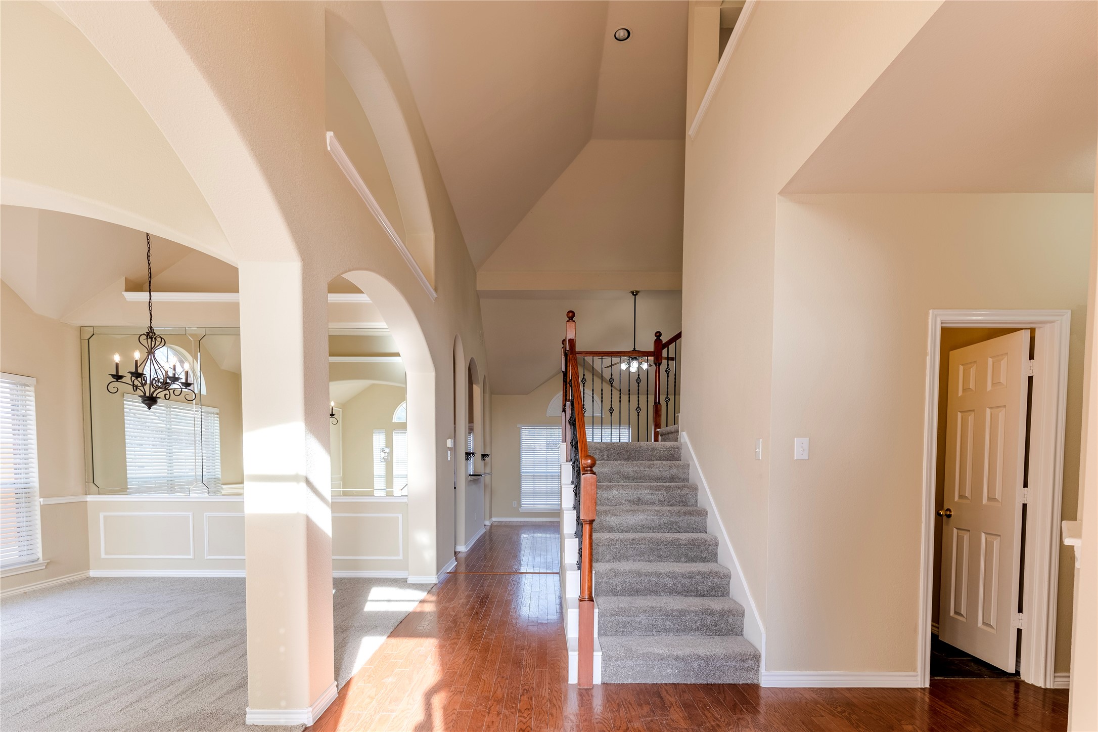 8410 Royal Montreal Drive