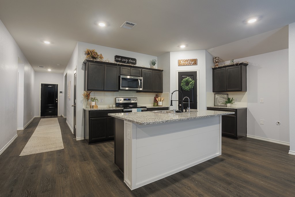 2904 Buttonbush Drive