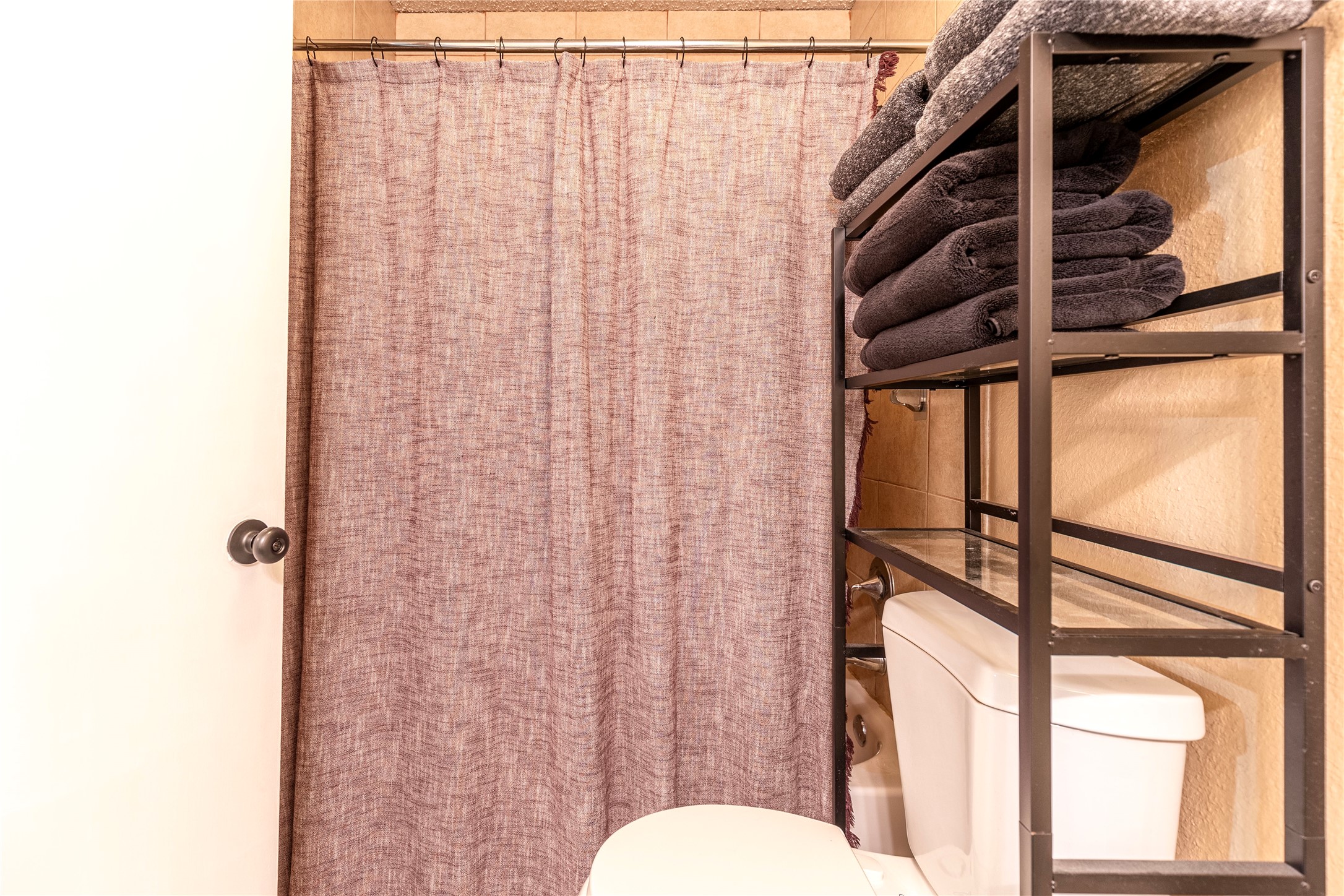 4104 Shackelford Drive