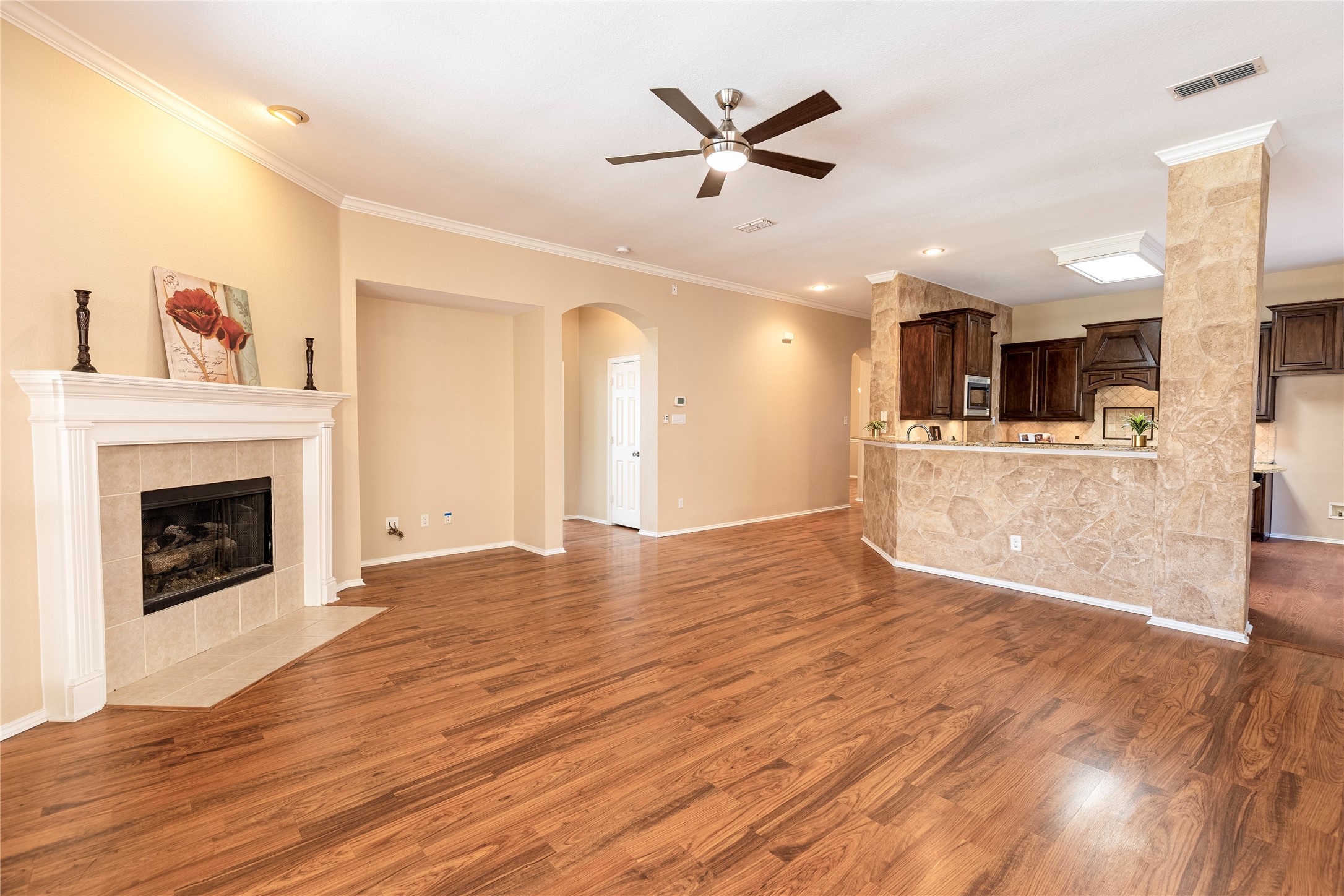 5905 Meadowcrest Lane