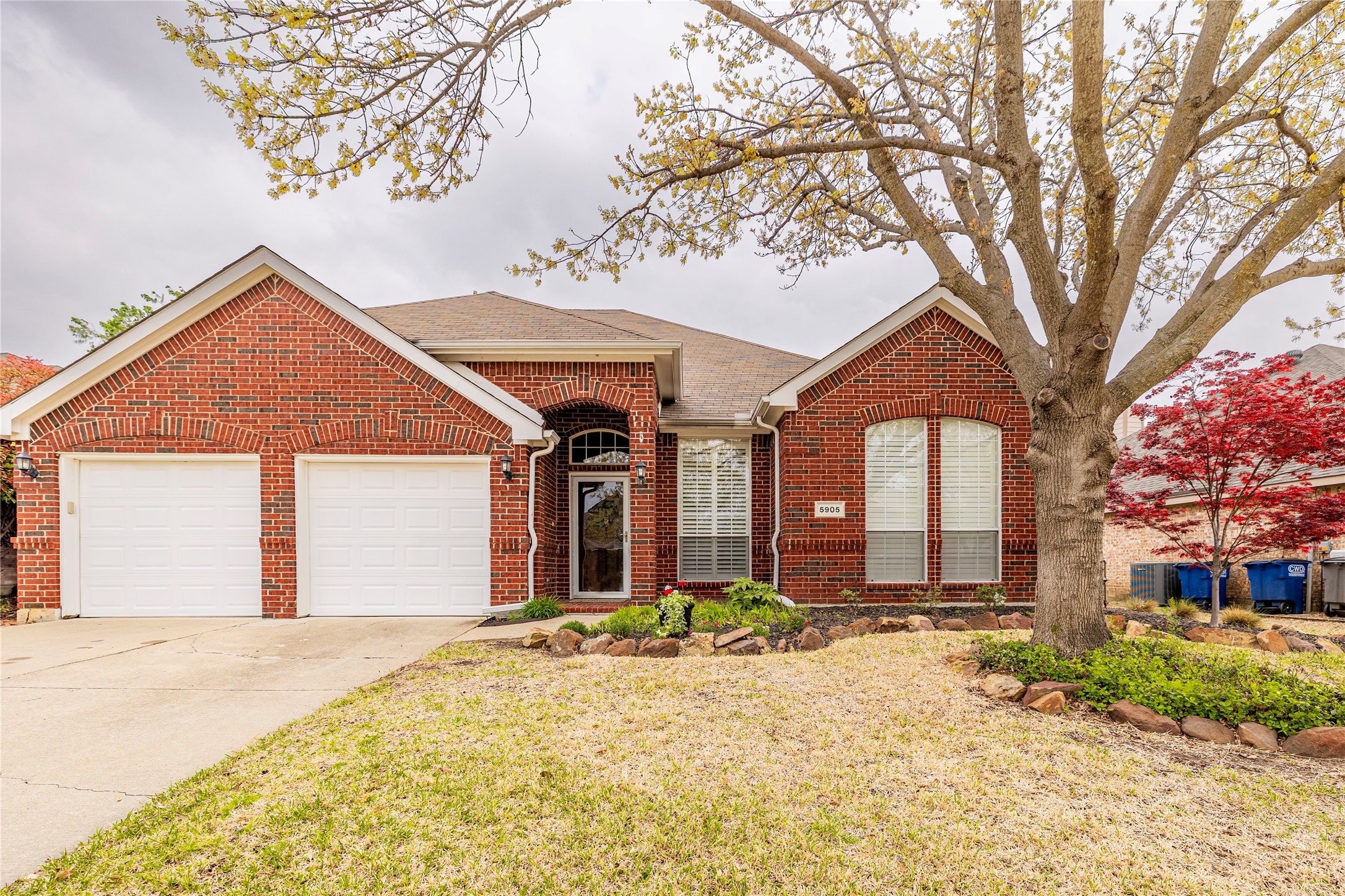 5905 Meadowcrest Lane