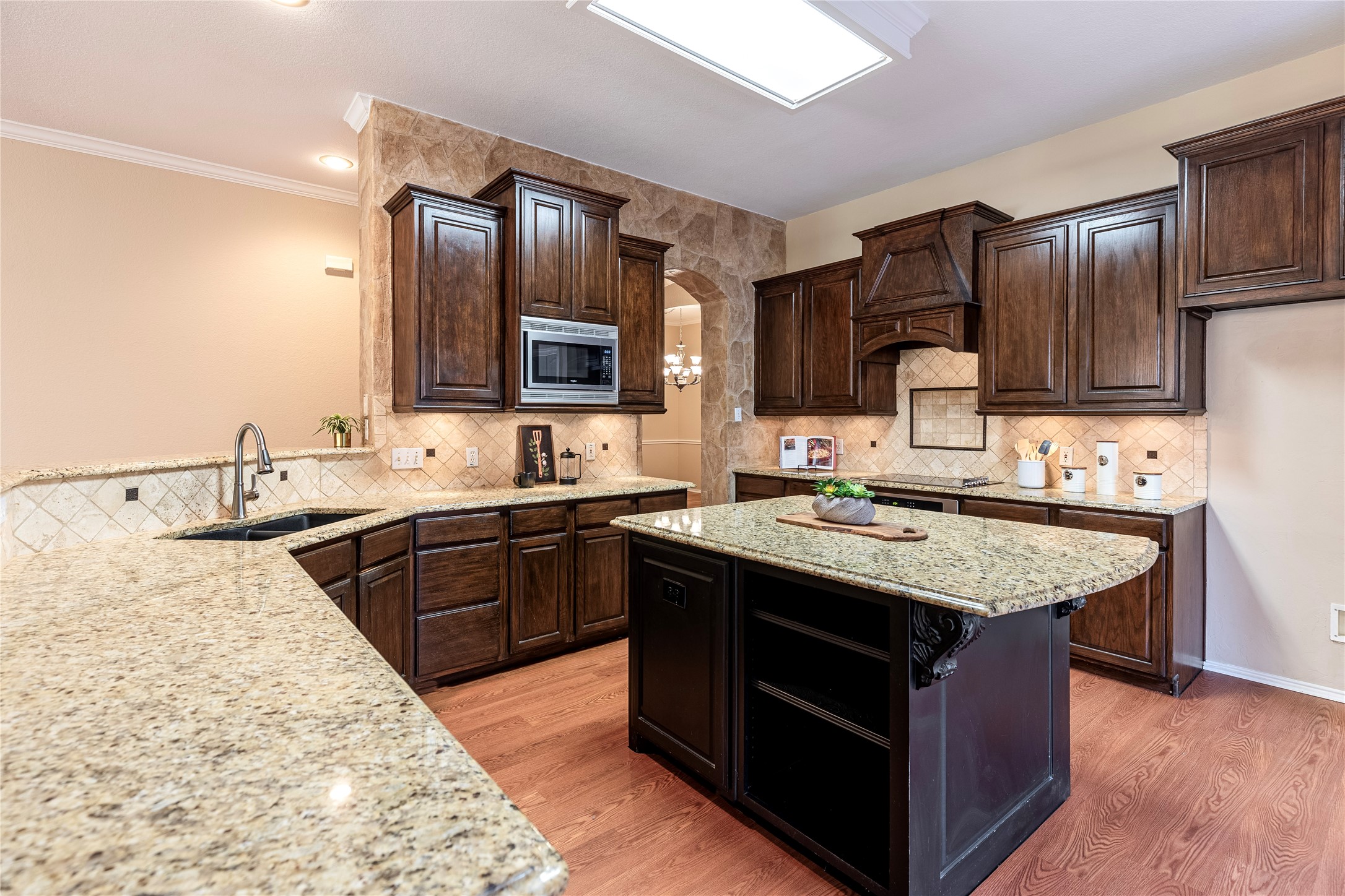 5905 Meadowcrest Lane