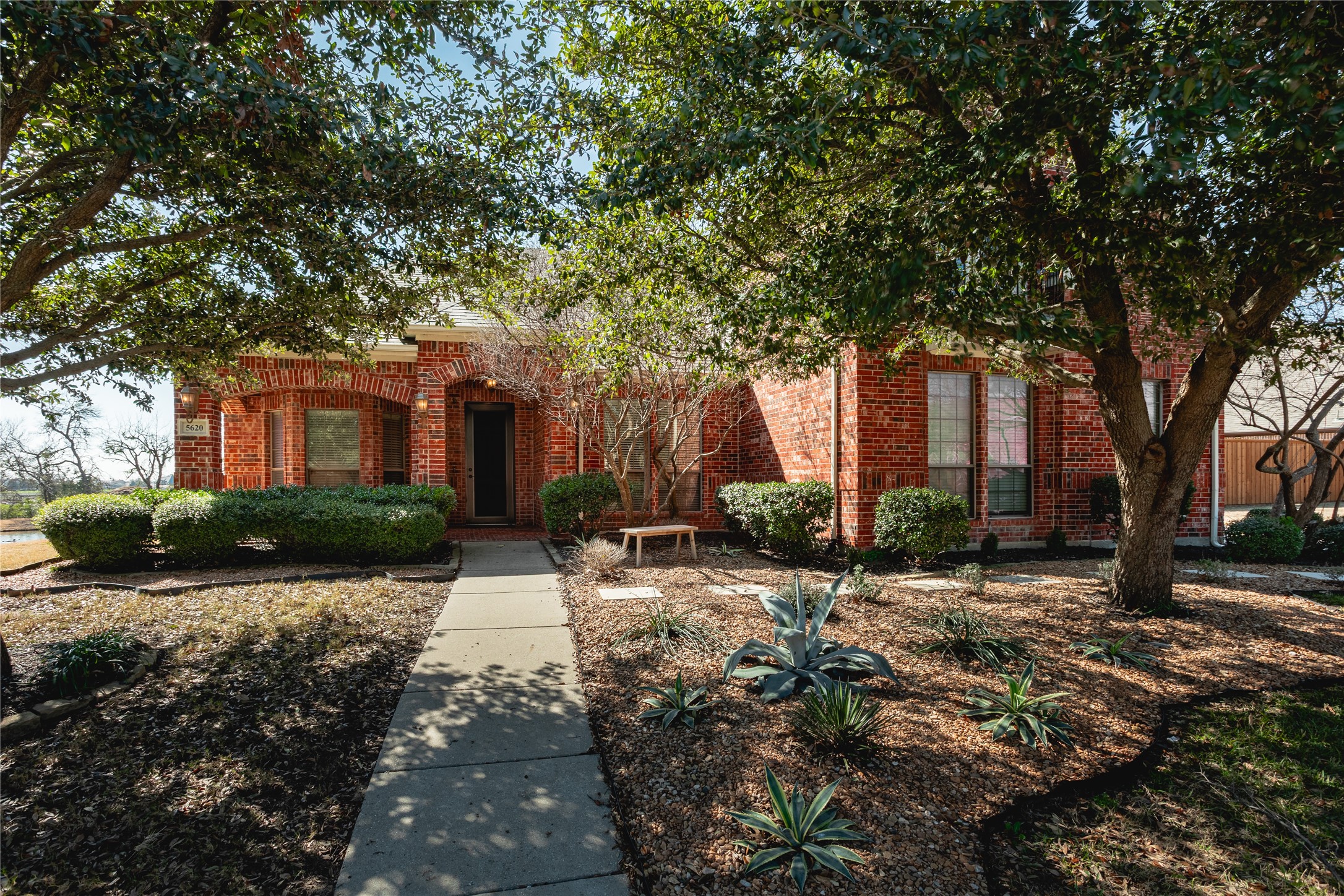 5620 Creek Crossing Lane