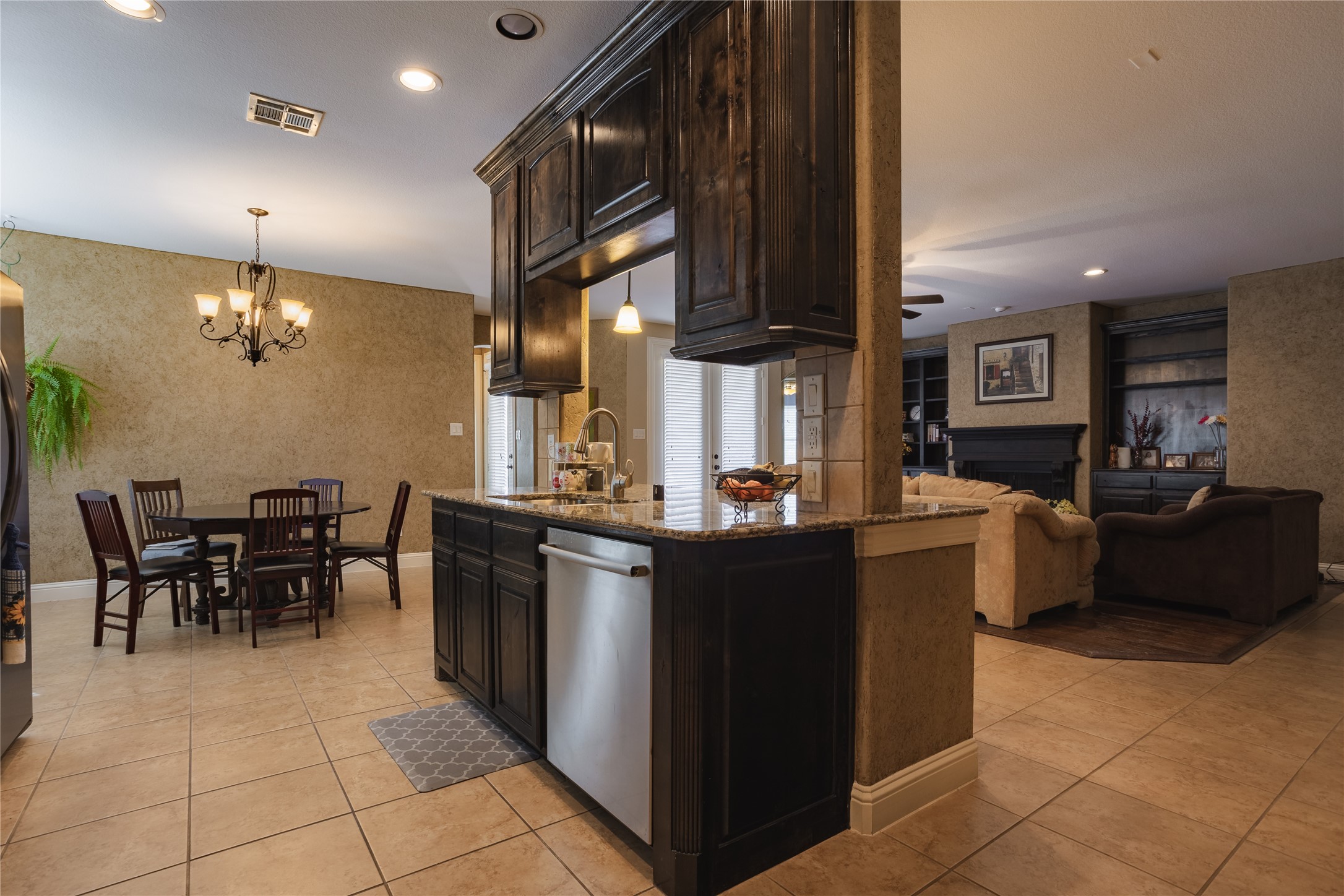 5620 Creek Crossing Lane