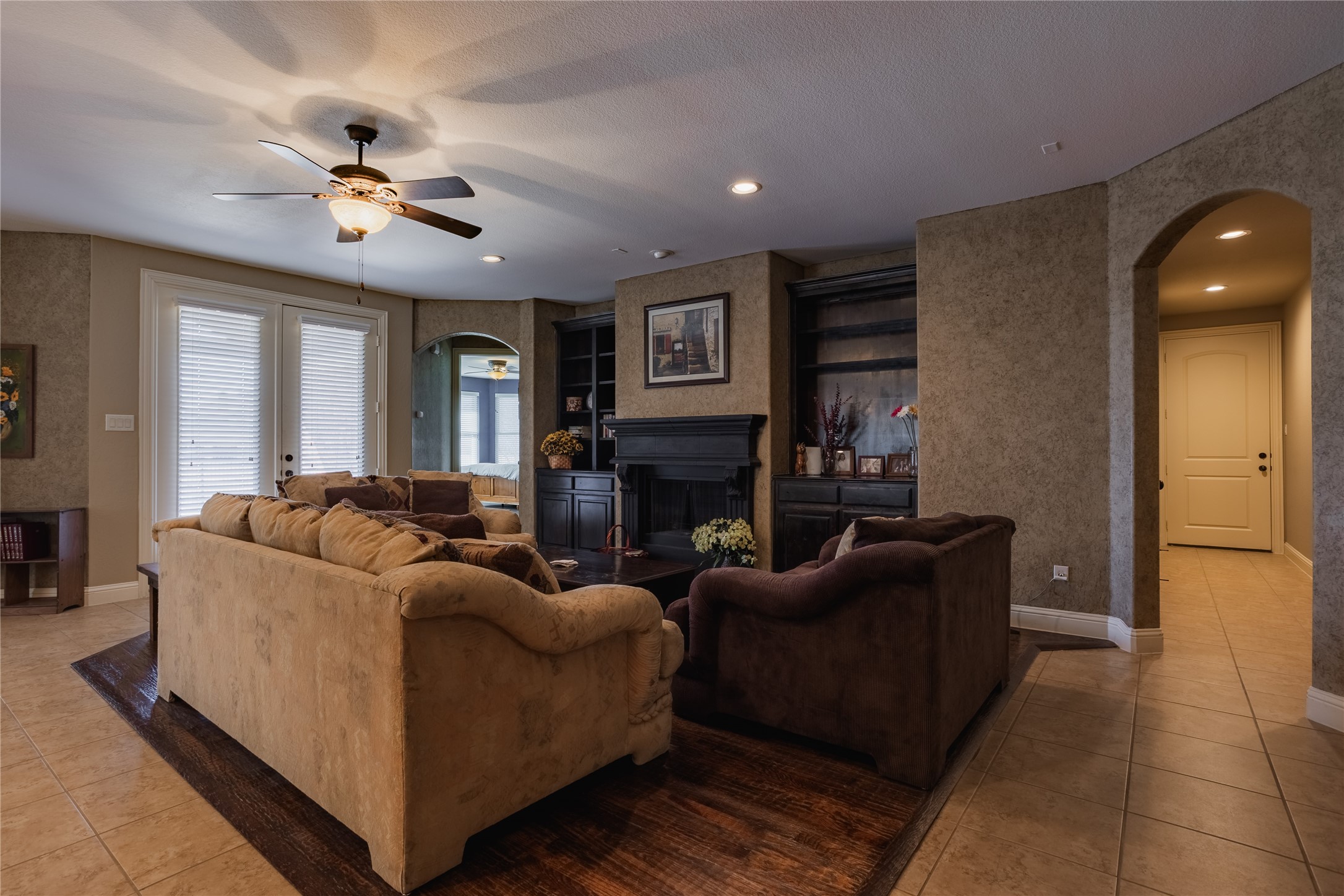 5620 Creek Crossing Lane