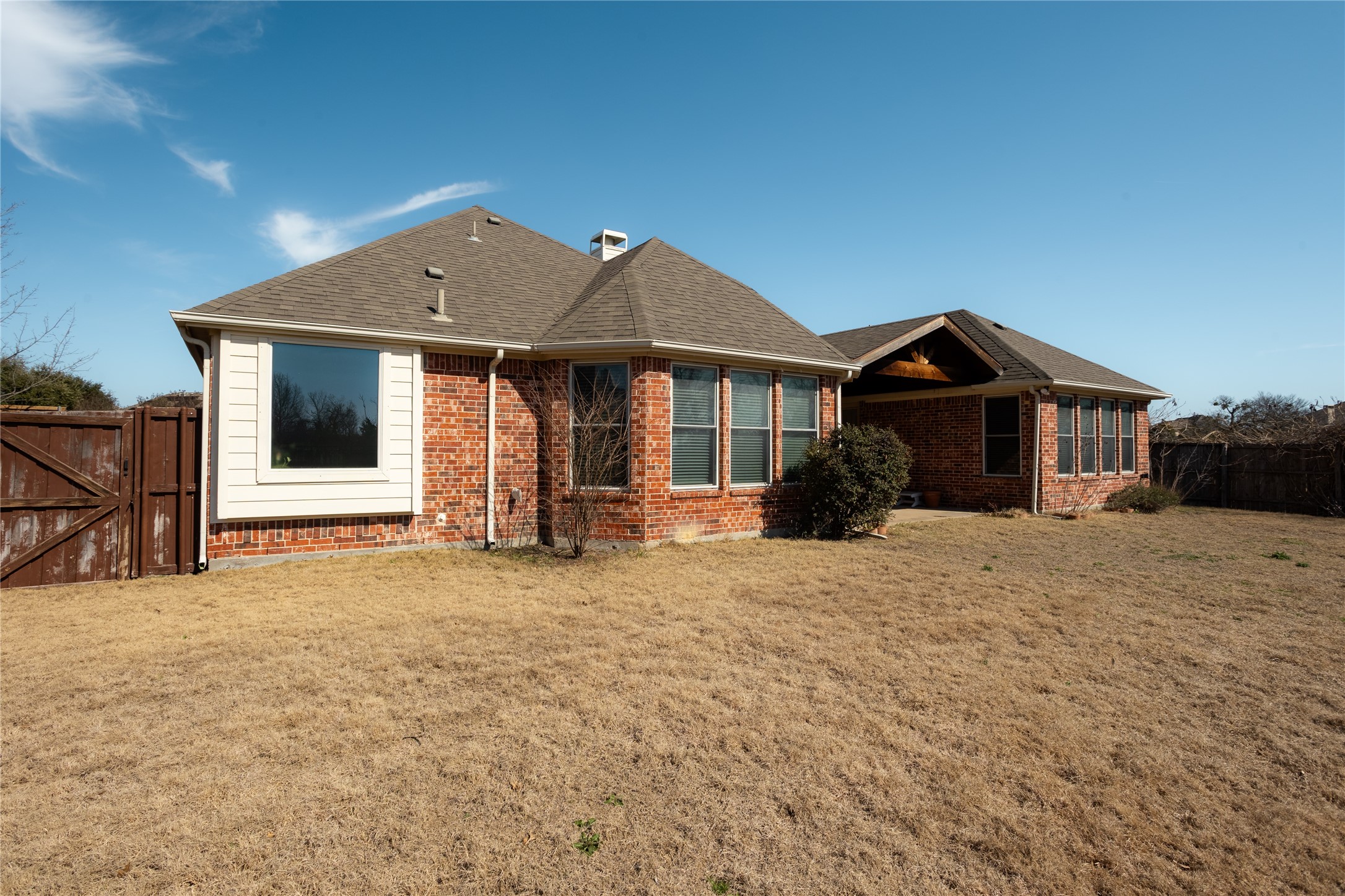 5620 Creek Crossing Lane