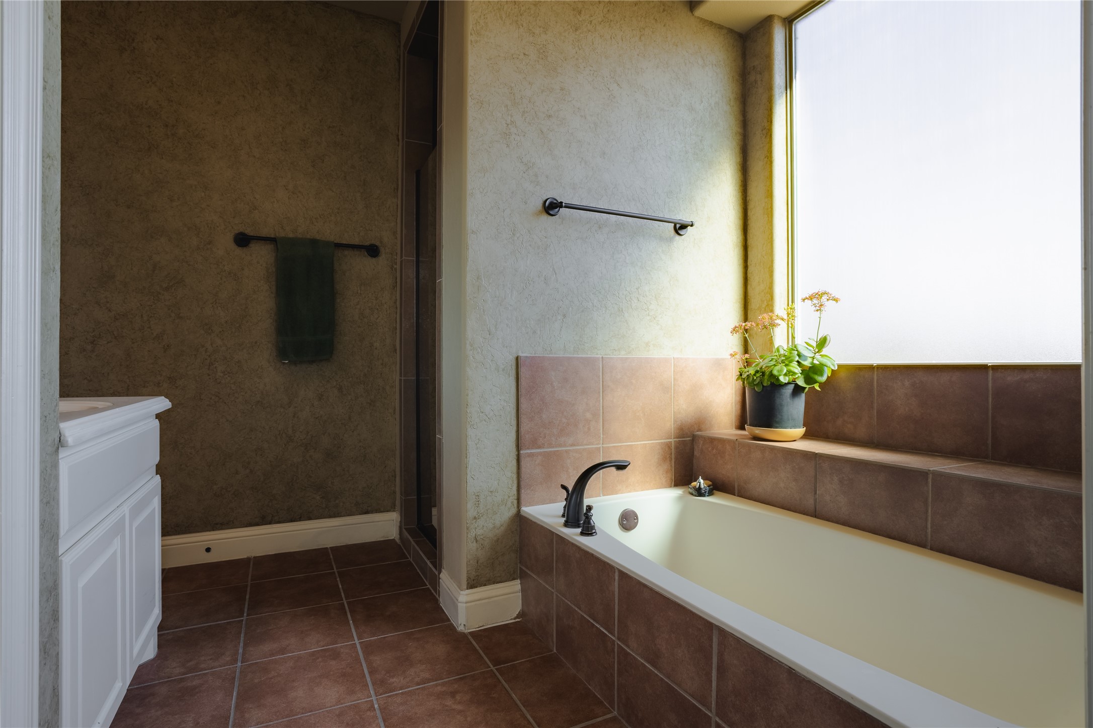 5620 Creek Crossing Lane