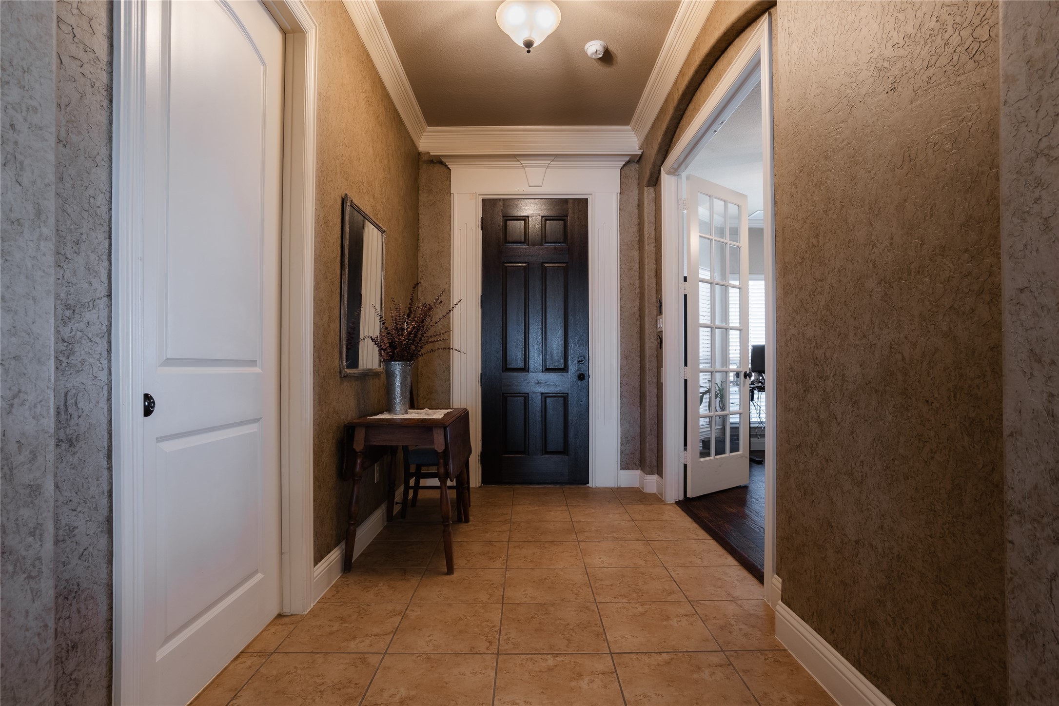 5620 Creek Crossing Lane