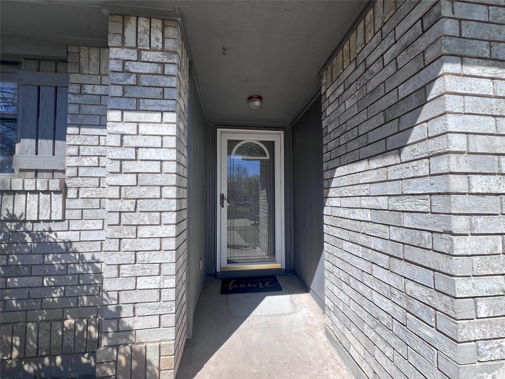 7809 Meadowlark Lane