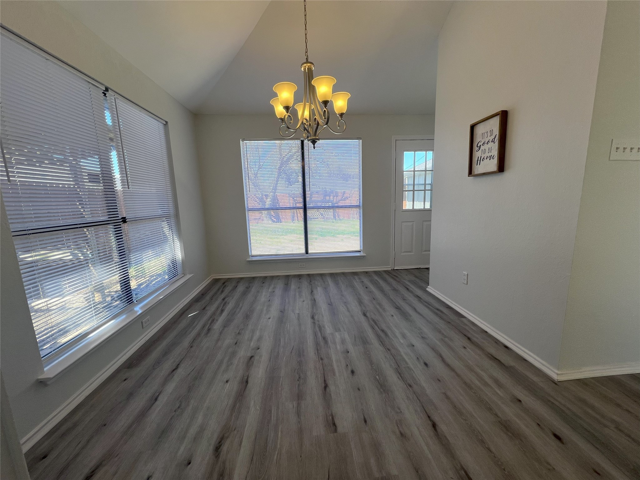 7809 Meadowlark Lane