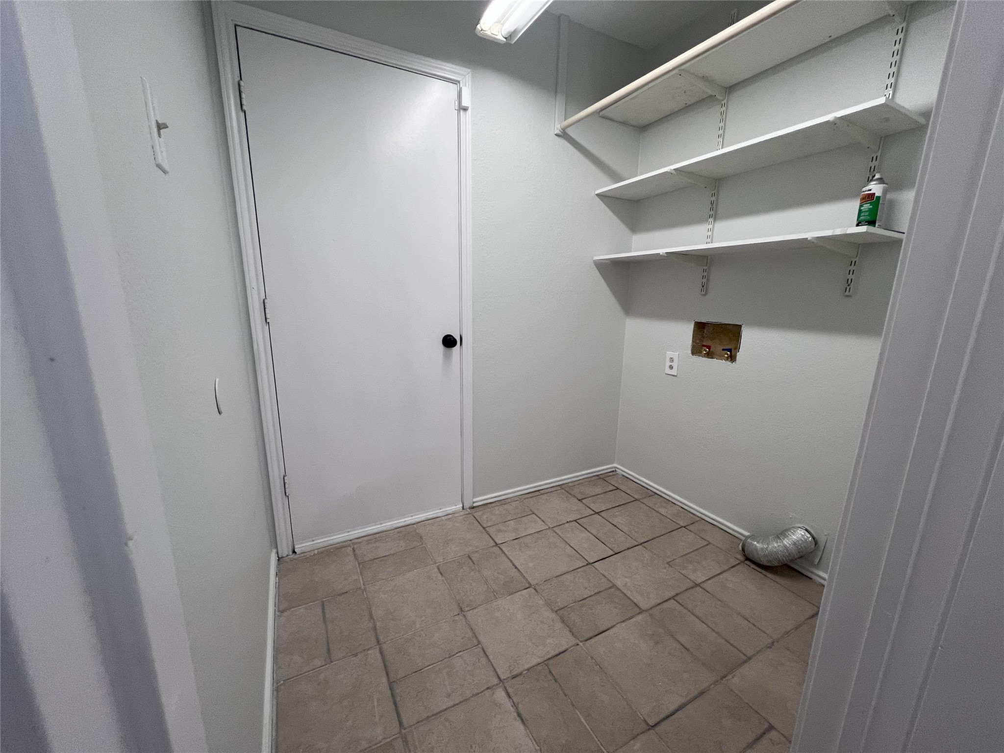 7809 Meadowlark Lane