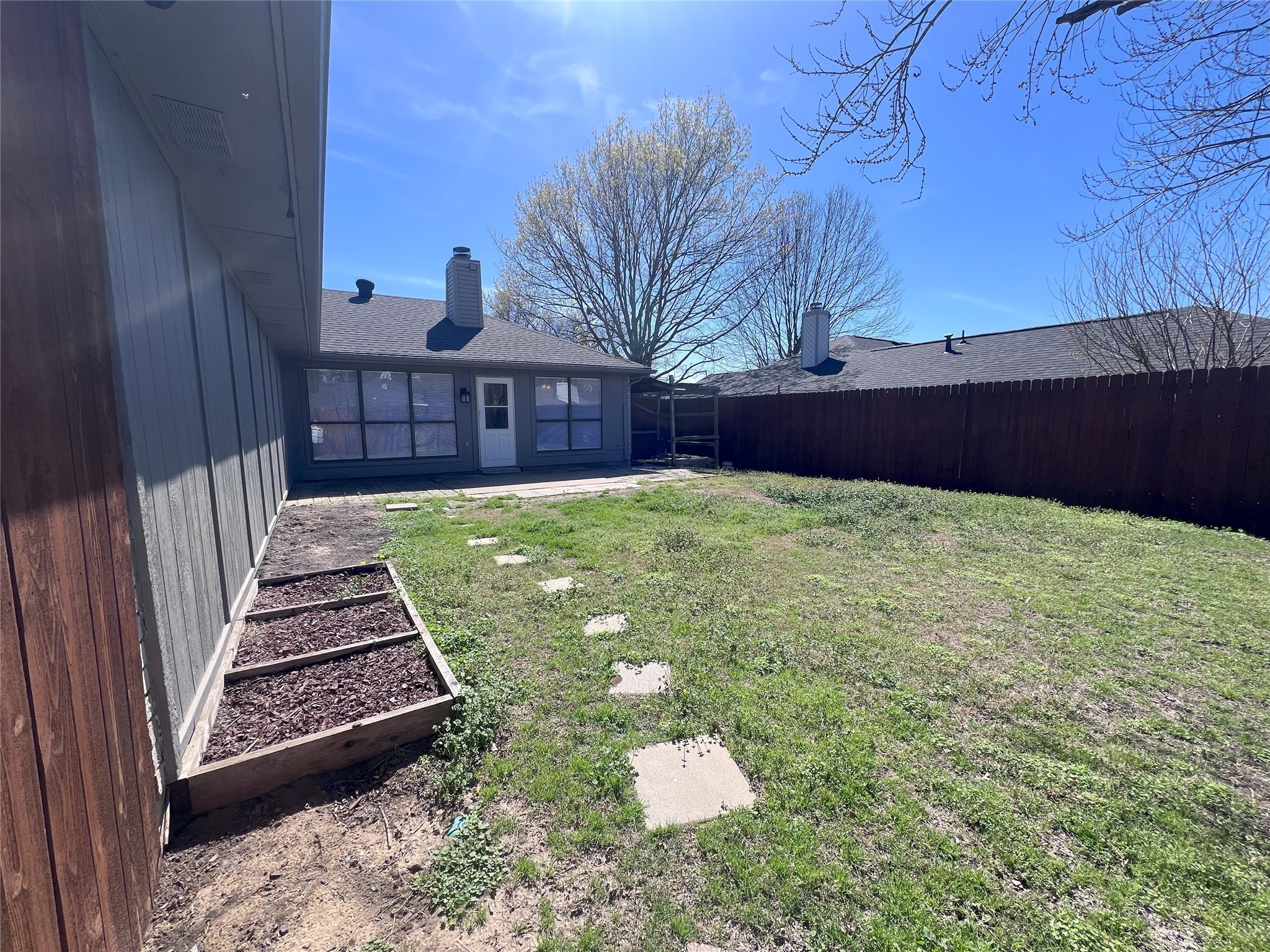 7809 Meadowlark Lane