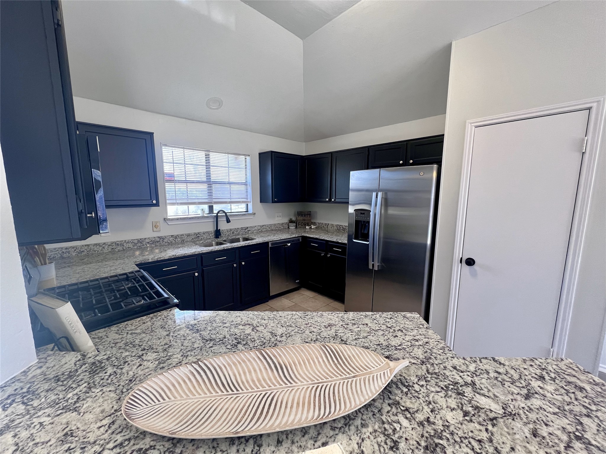 7809 Meadowlark Lane