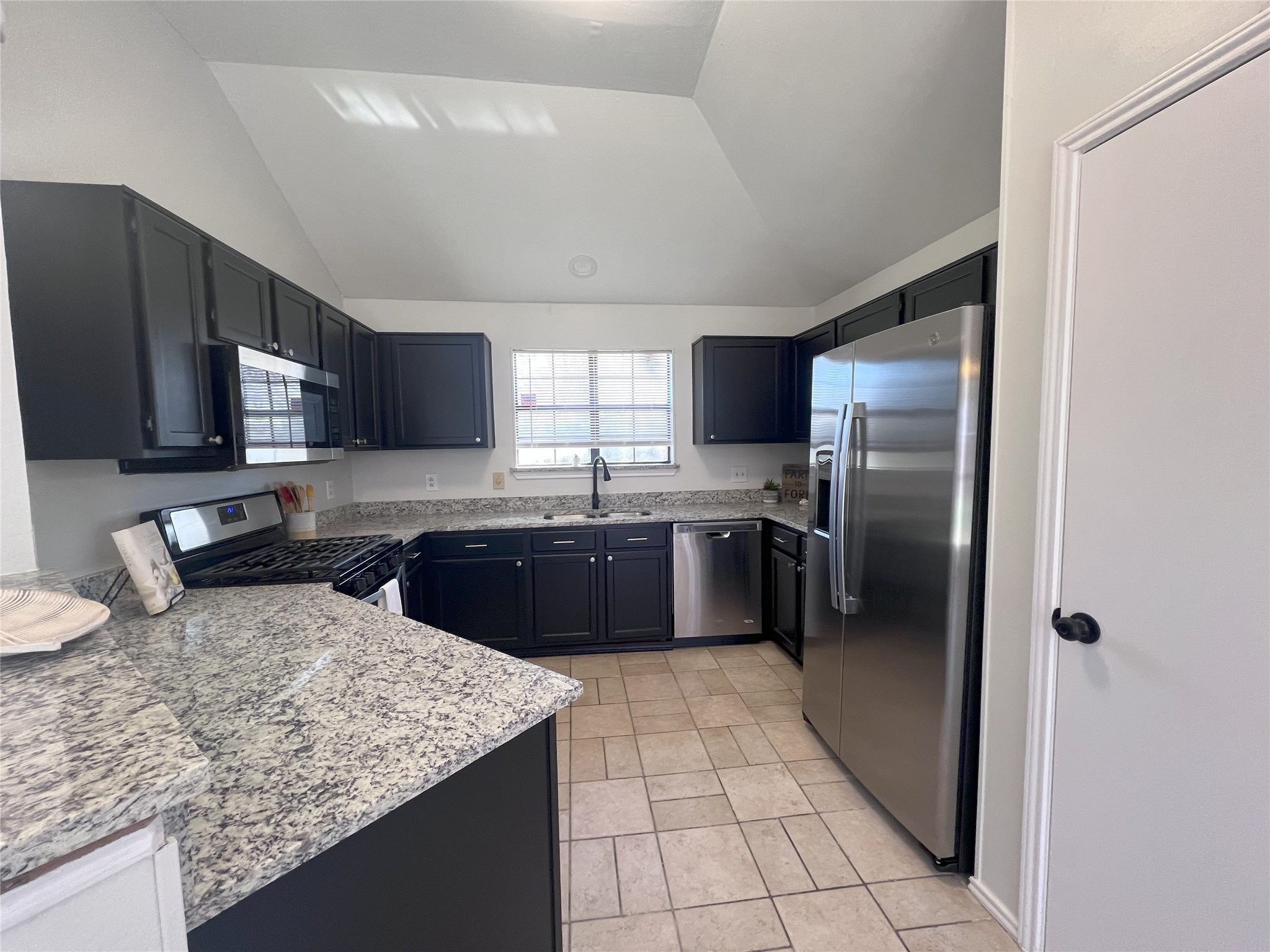 7809 Meadowlark Lane